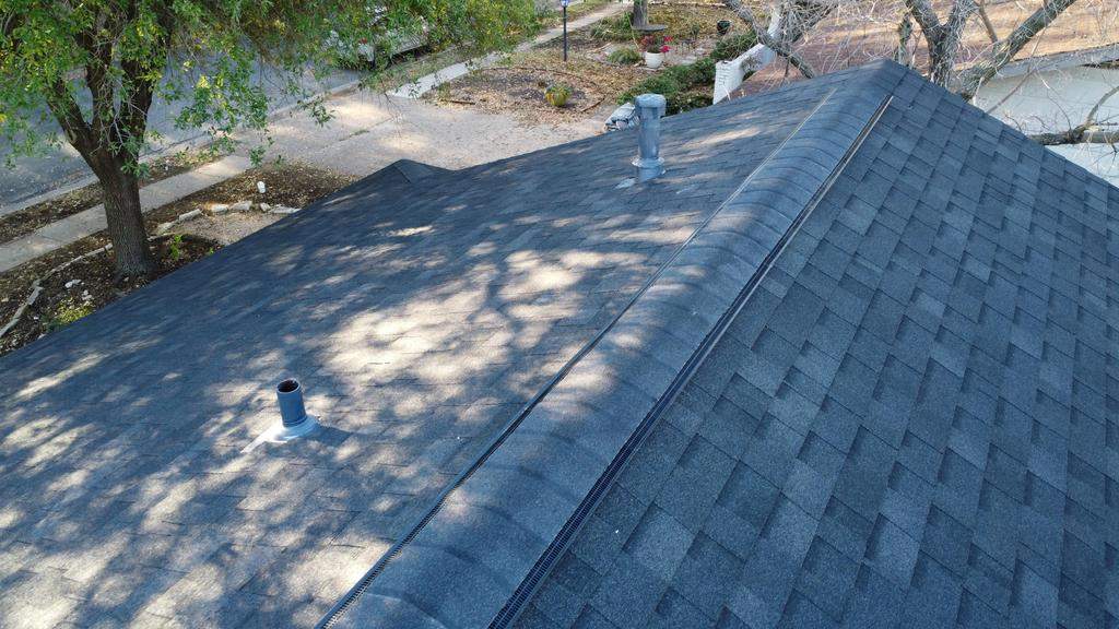 Onyx Black - Owens Corning TruDefinition Duration Storm by RoofsOnly.com