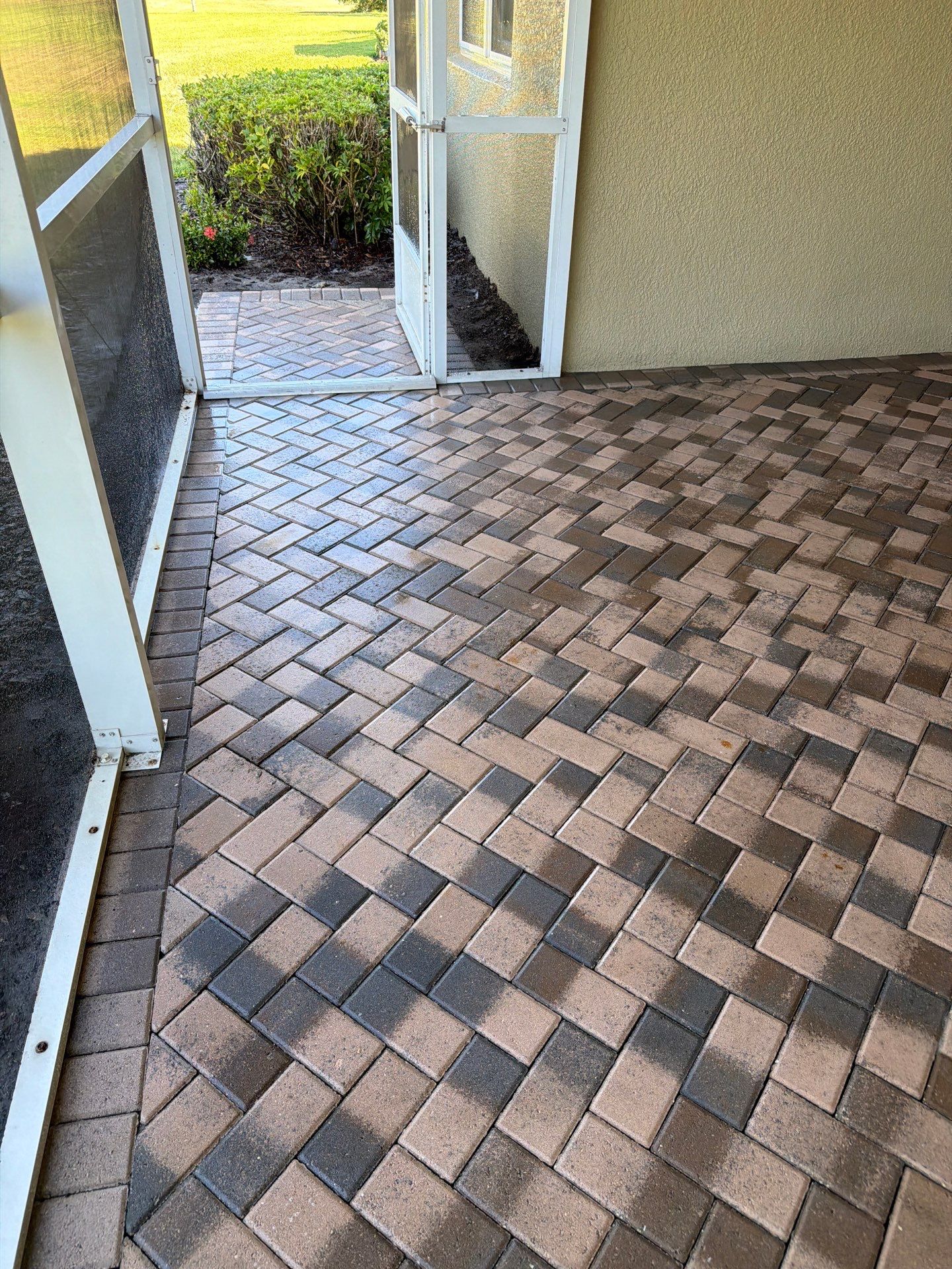 Full exterior surface restoration in Kingspoint Sun City Center by Supreme Paver Experts