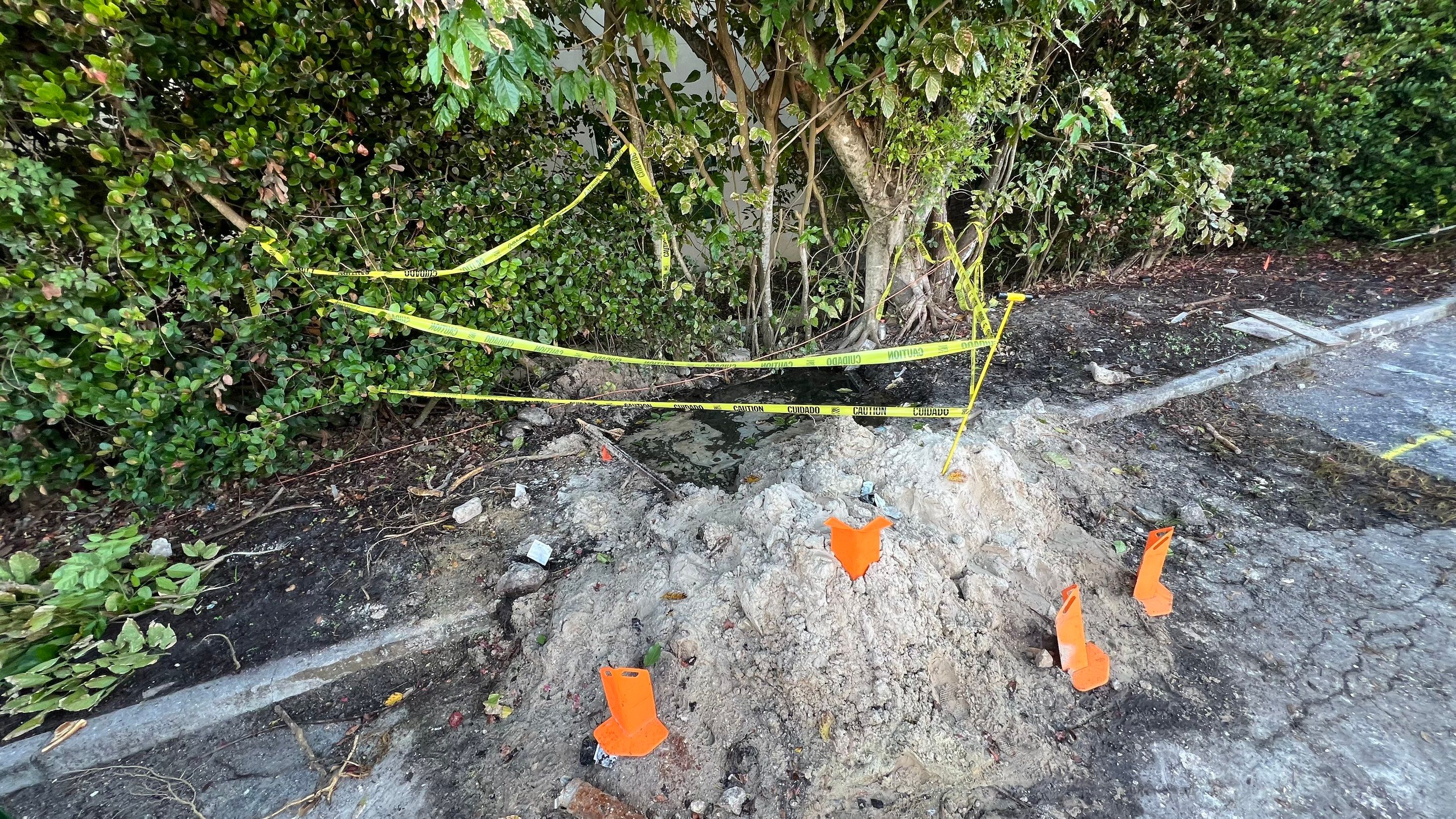 Hydro Excavating a Water Main for Repair by APS Power & Water