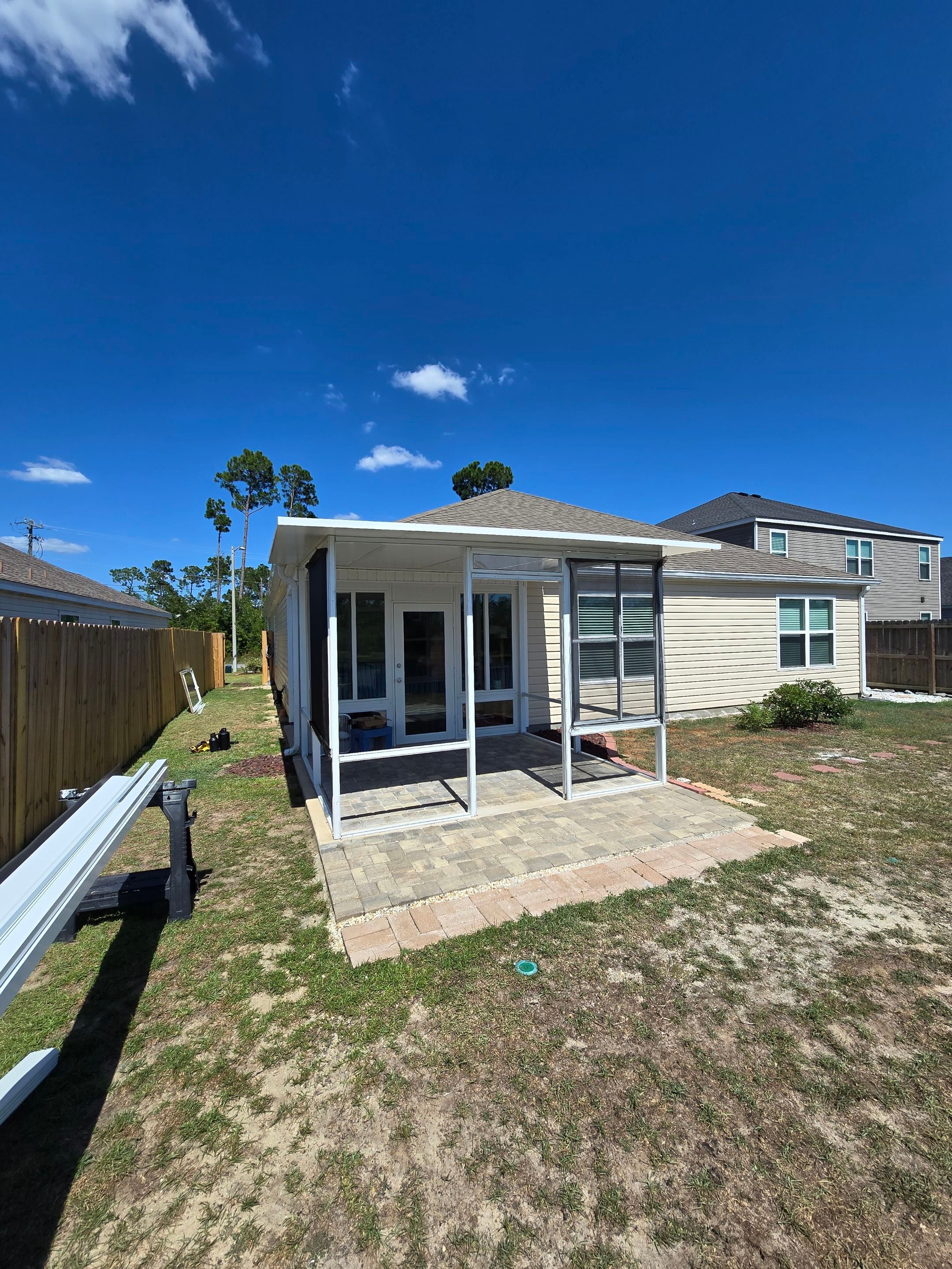 Screen Room using Colorbeam by Titan Sunrooms