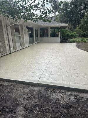 Ashlar Slate Stamped Concrete Patio Installation in Hilton Head Island