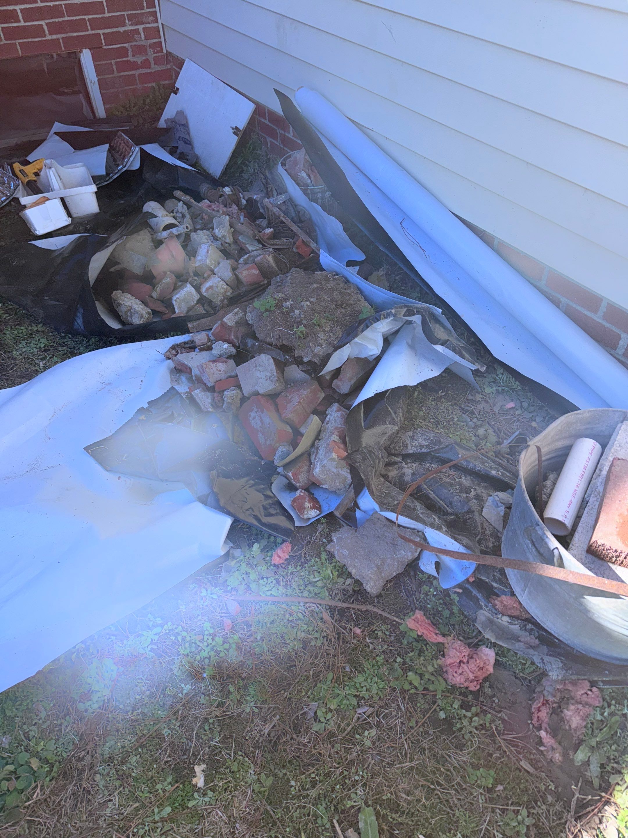 Sealed Crawlspace using Aprilaire E-70 Dehumidifier by Impact Crawlspace