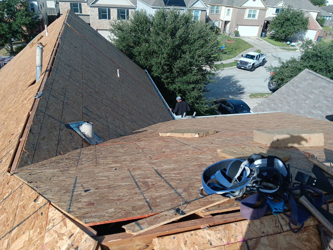 Residential Roofing Repair using Owen's Corning Duration (Lifetime) Shingles by Roof Repair Company