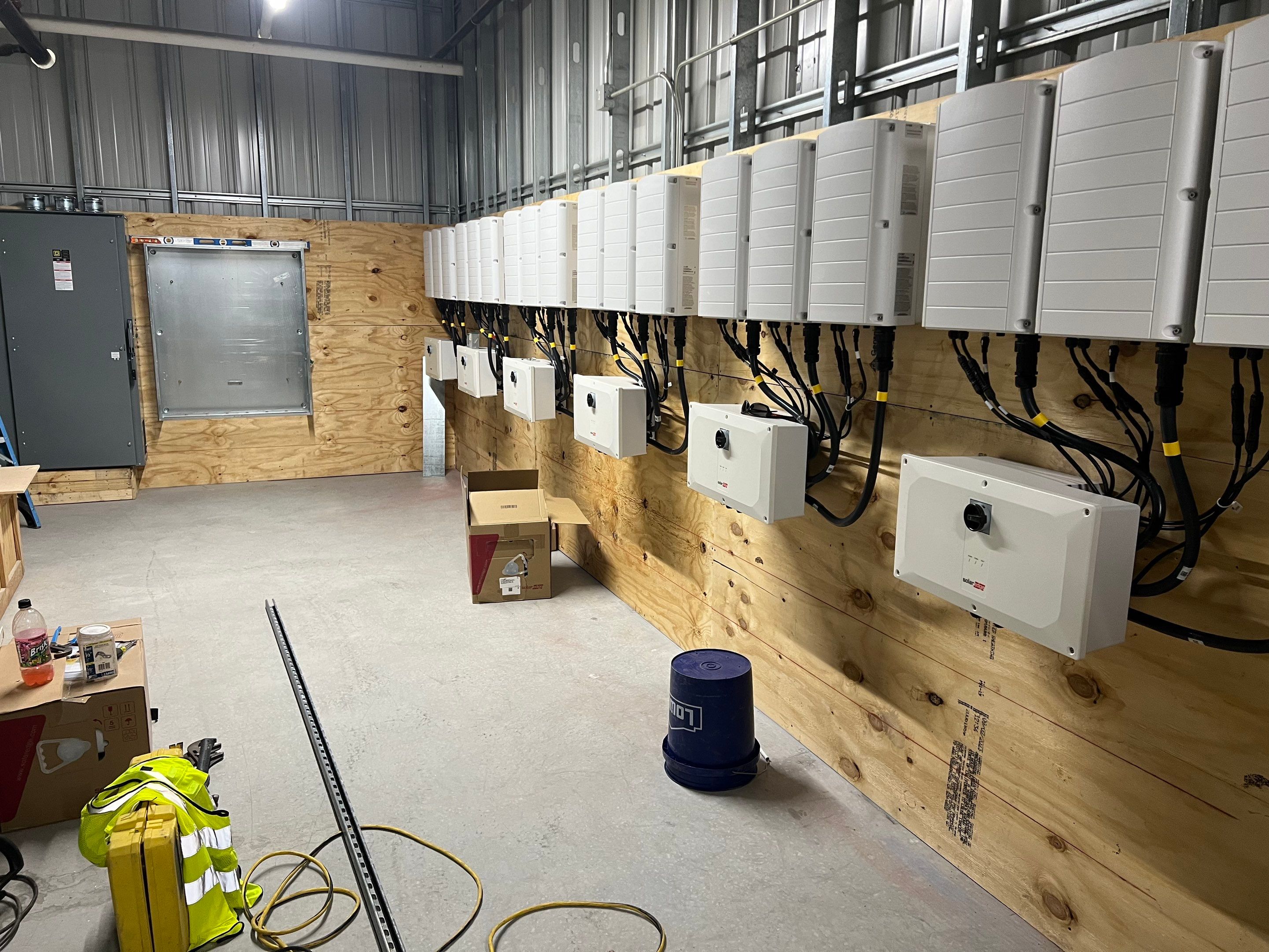 360 KW INDUSTRIAL SOLAR SYSTEM by Argent Electric LLC