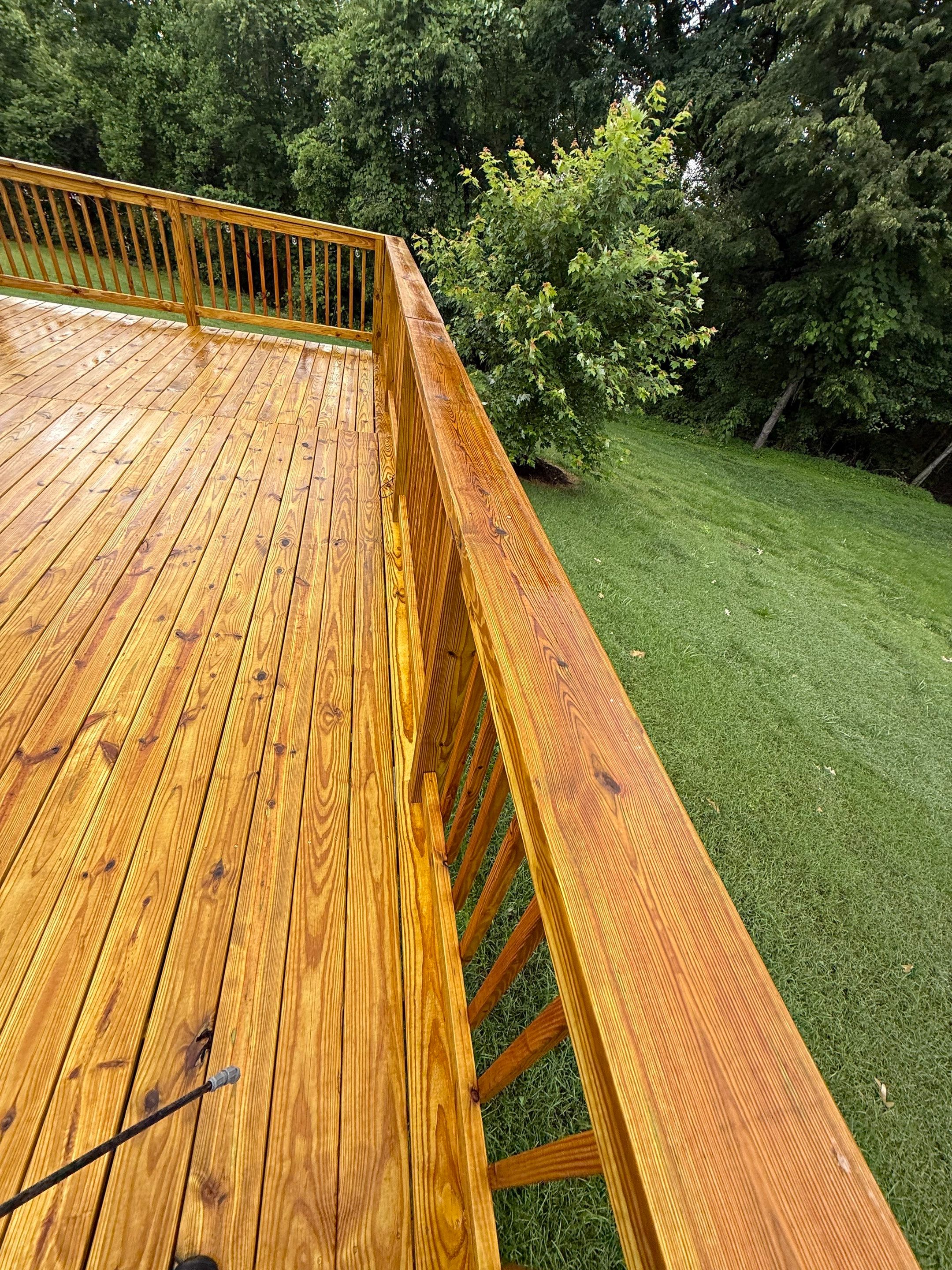 Wood Deck using Wood Sealant by DuraSeal