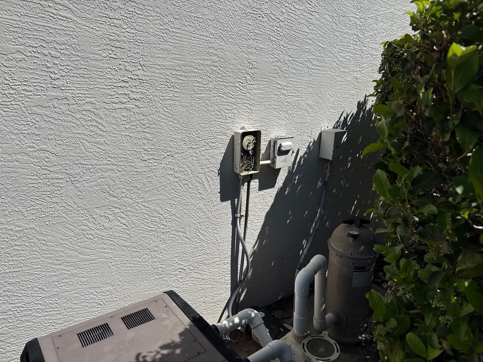 House Wash, Paver Pool Deck & Screen Enclosure Cleaning in Greenfield Plantation | Bradenton, FL by Sunshine AquaWash