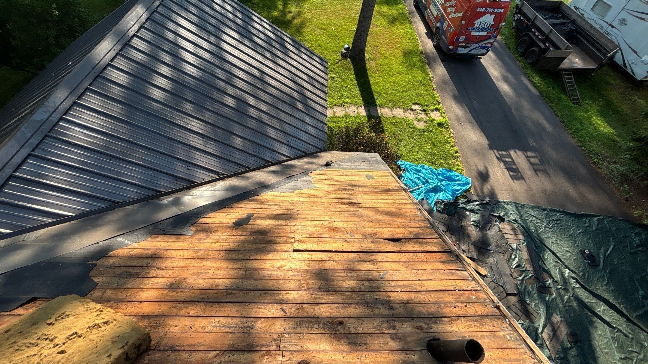 Roof Replacement using Owens Corning Peppercorn by 180 Contractors