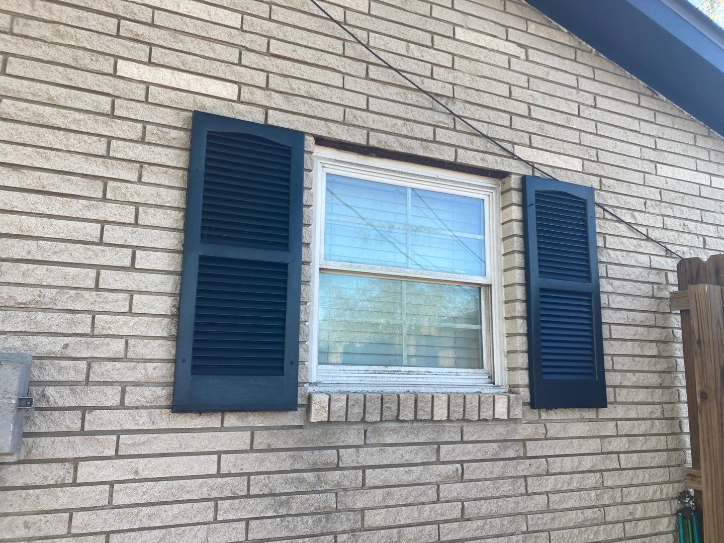 Beeville Backporch sittin' by Bayfront Roofing and Construction