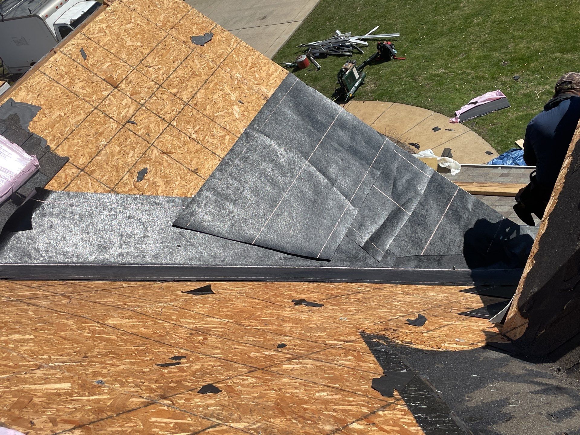 Roof Replacement using Owens Corning by 180 Contractors