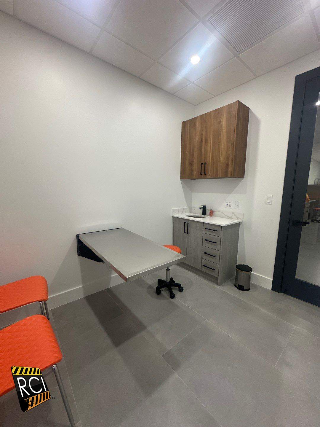 Urban Paws by Ruiz Construction Inc