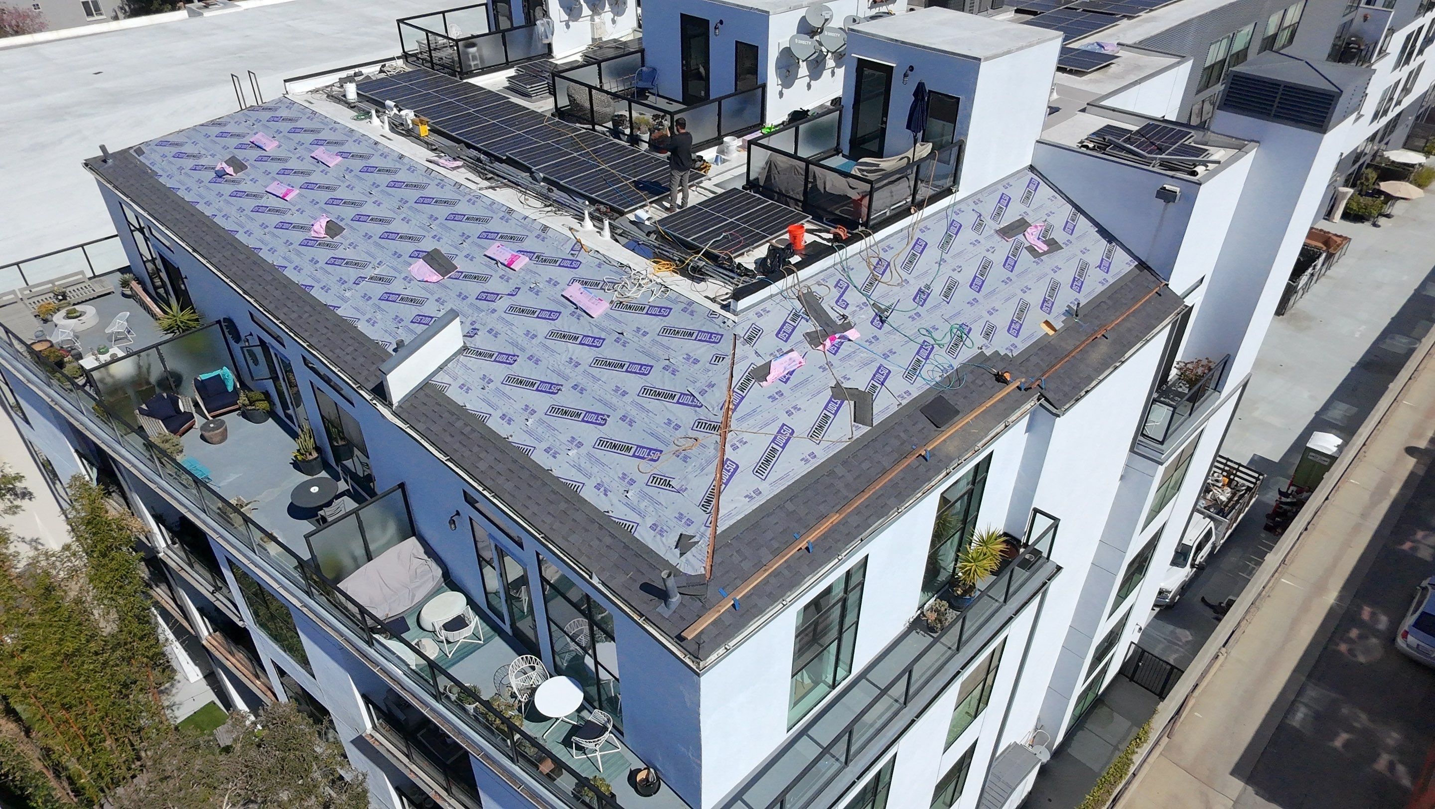 Apartment Building in Marina del Rey by Hull Brothers Roofing