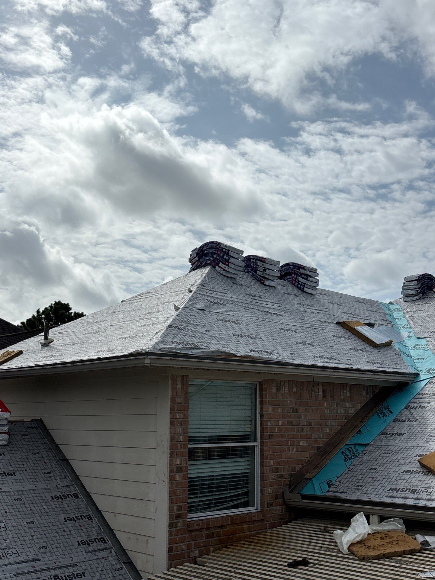Roof Replacement Houston by Roof Repair Company