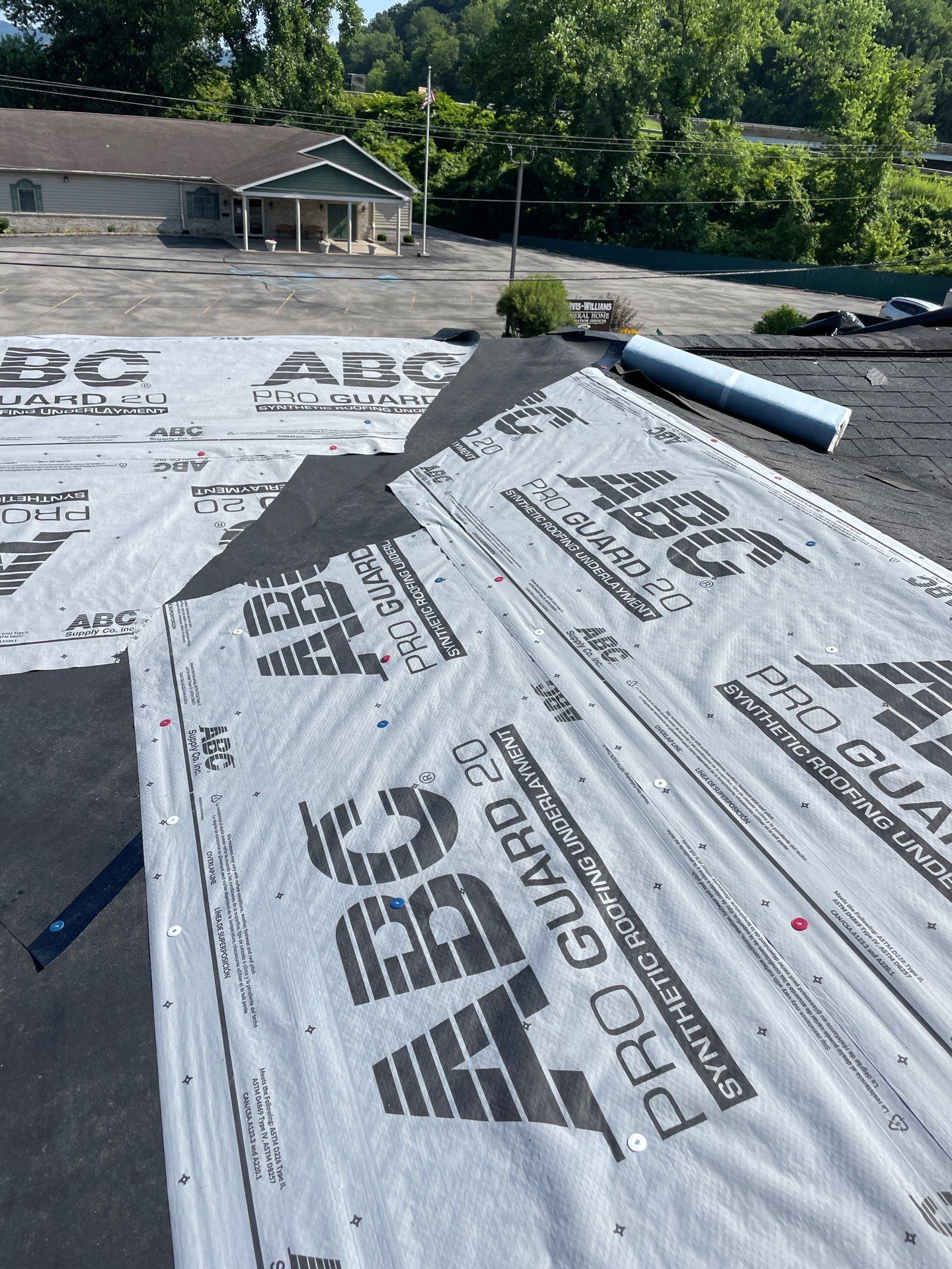 Residential Roofing Installation using GAF Timberline HDZ Charcoal by Rainstoppers Roofing