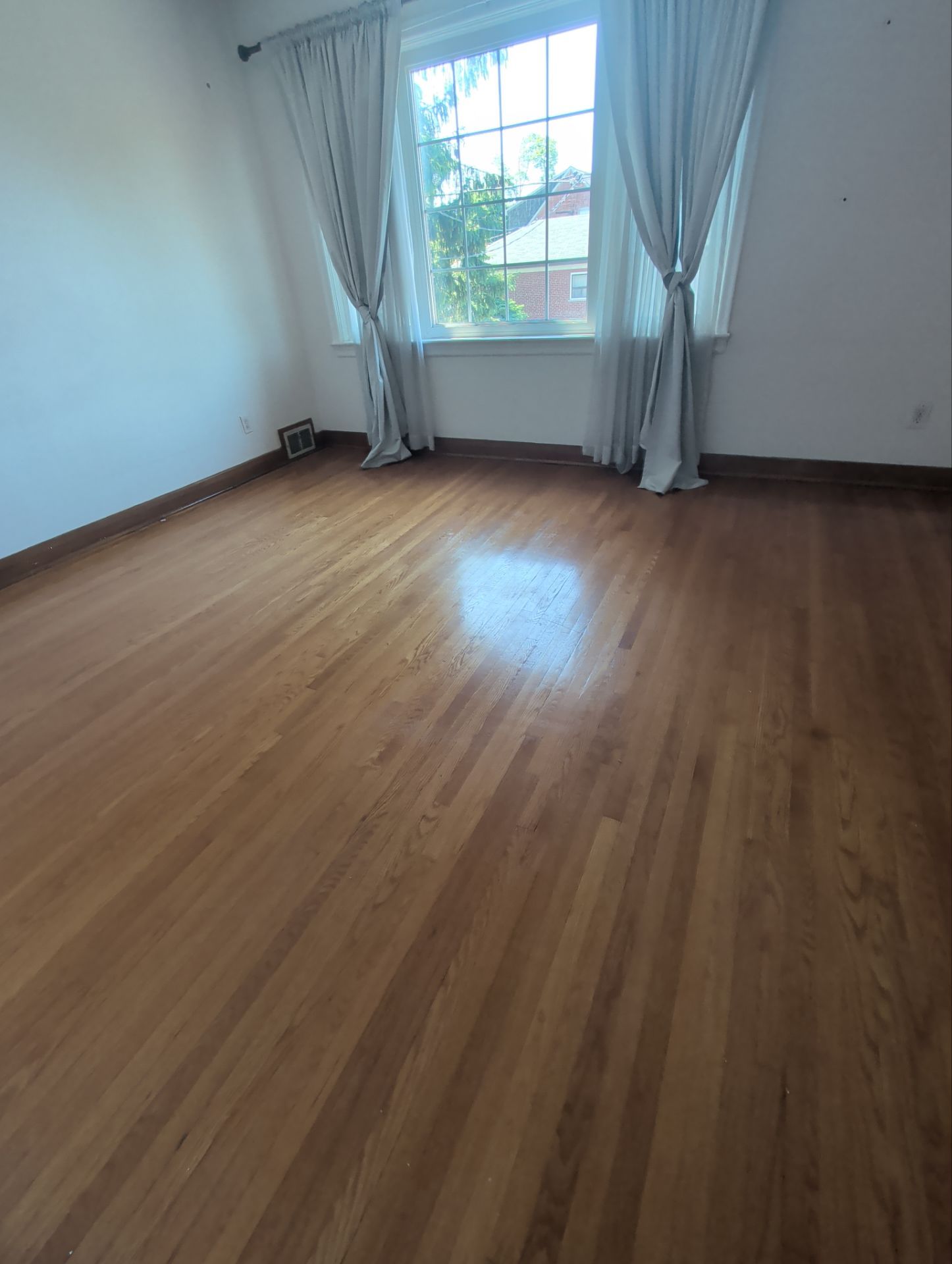 Toronto Interior Home Painting and Kitchen Cabinet Refinishing by GTA HOME PAINTING