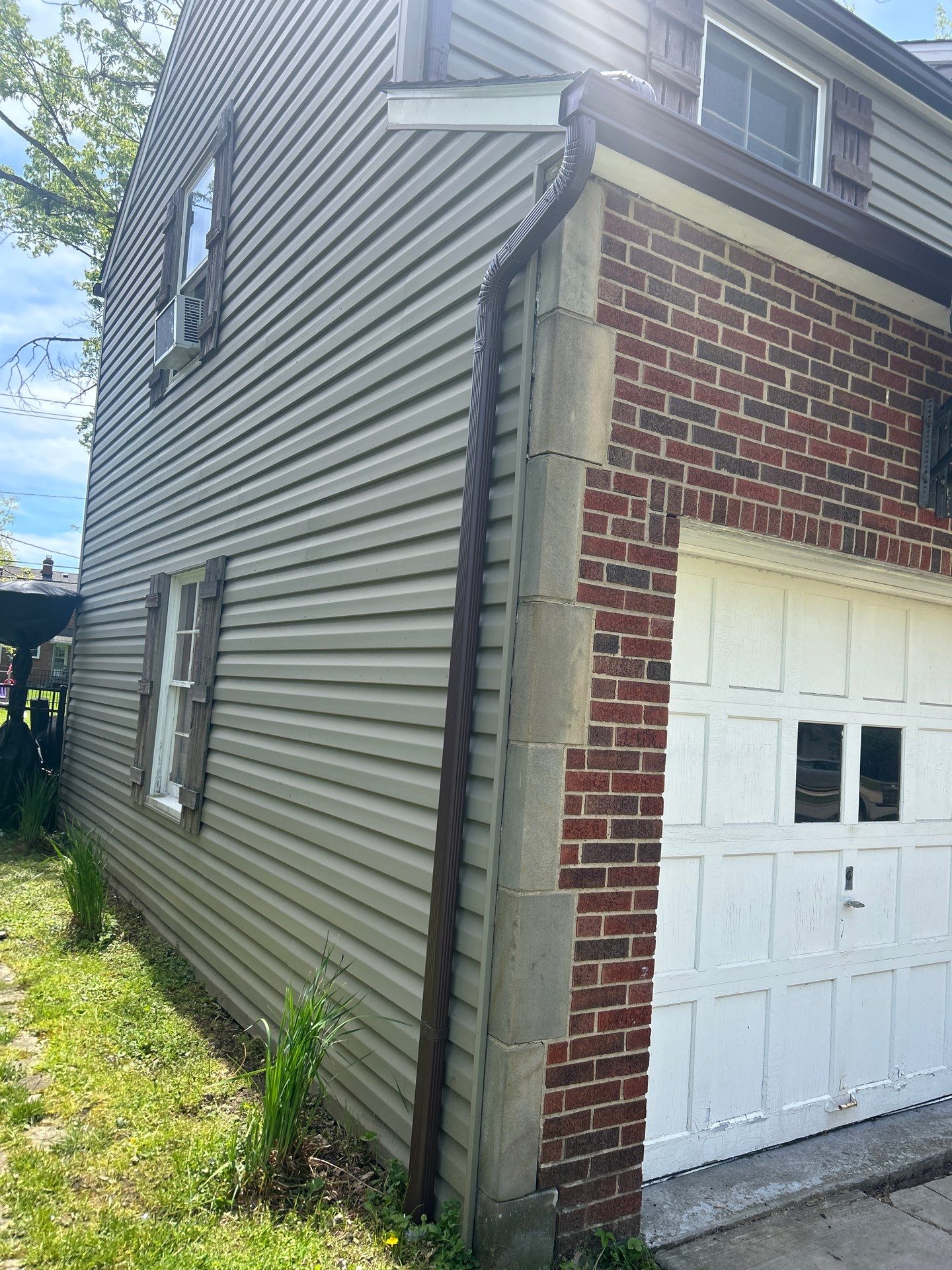 Lyndhurst Roof & Gutter Replacement by Atlas Roofing & Restoration