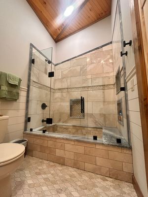 Frameless Tub Enclosure using Tempered Shower Glass