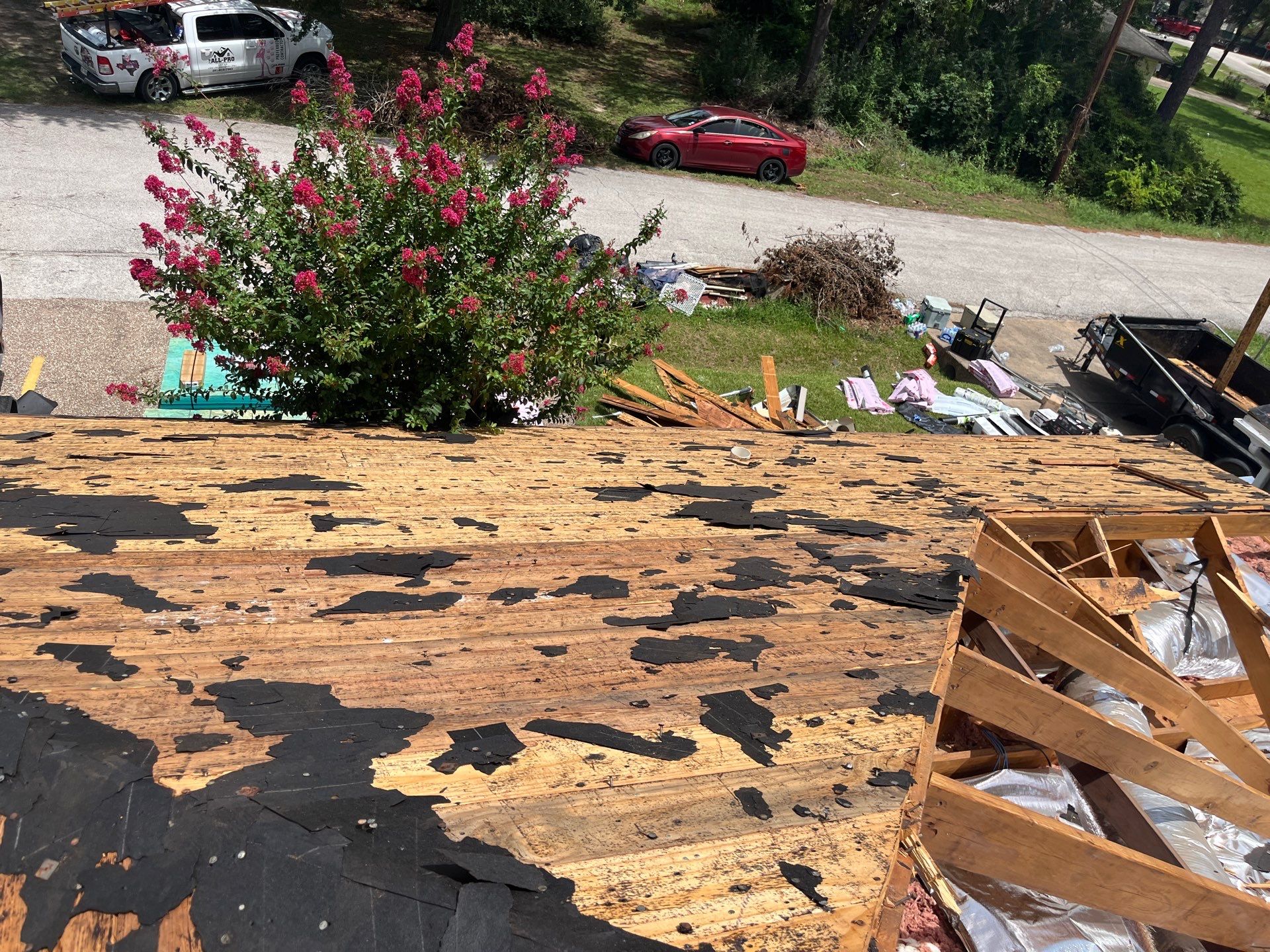 Residential Roofing Installation using Owen's Corning Duration (Lifetime) Shingles by Roof Repair Company