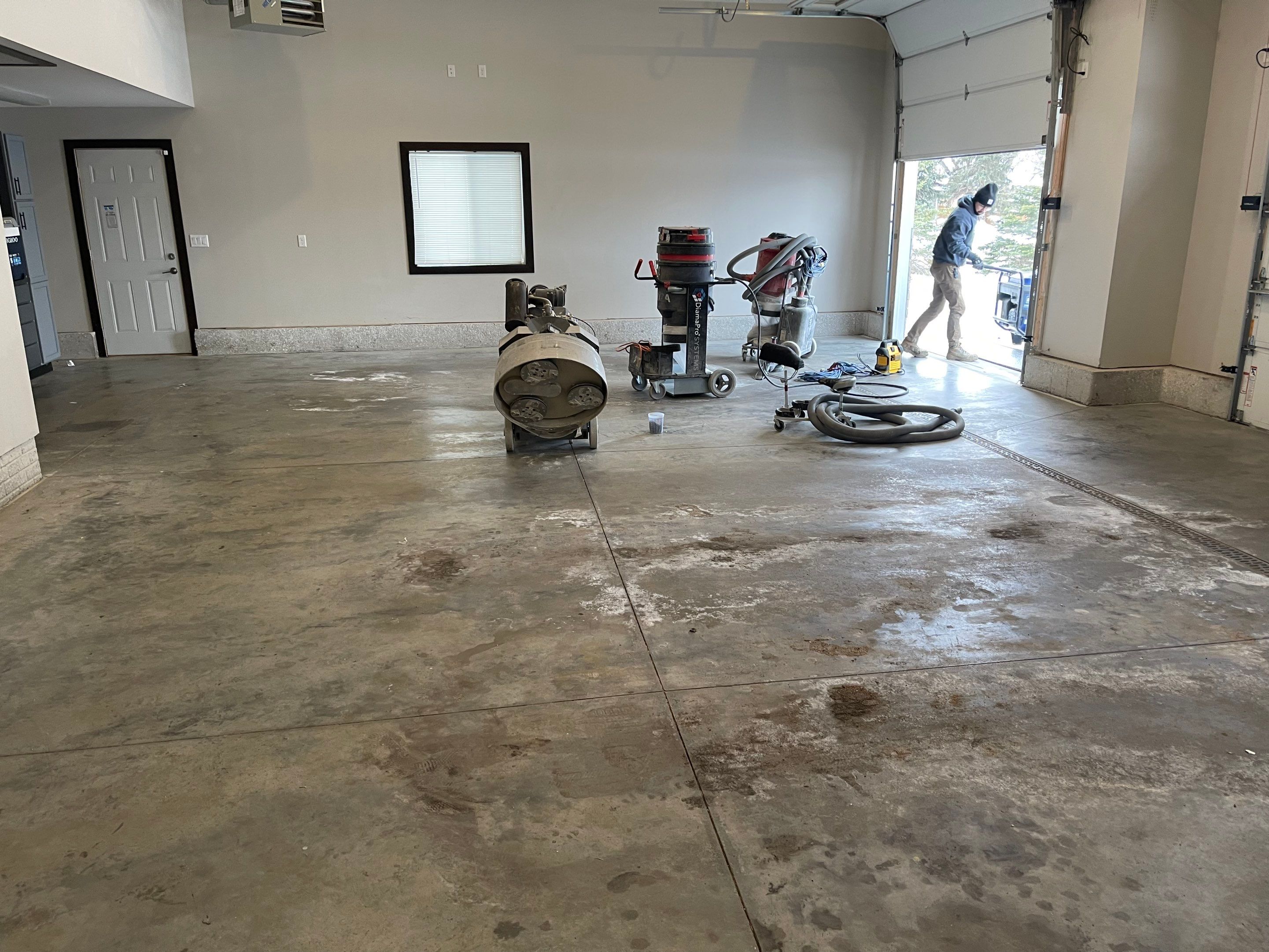 Garage using Domino  by Select Painting, Coatings & Garage Cabinets