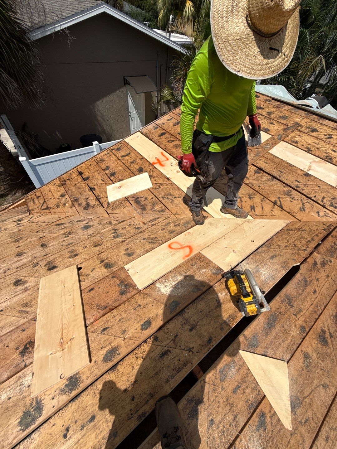 Project in St. Petersburg 33710 by Mitchell Roofing Company LLC 