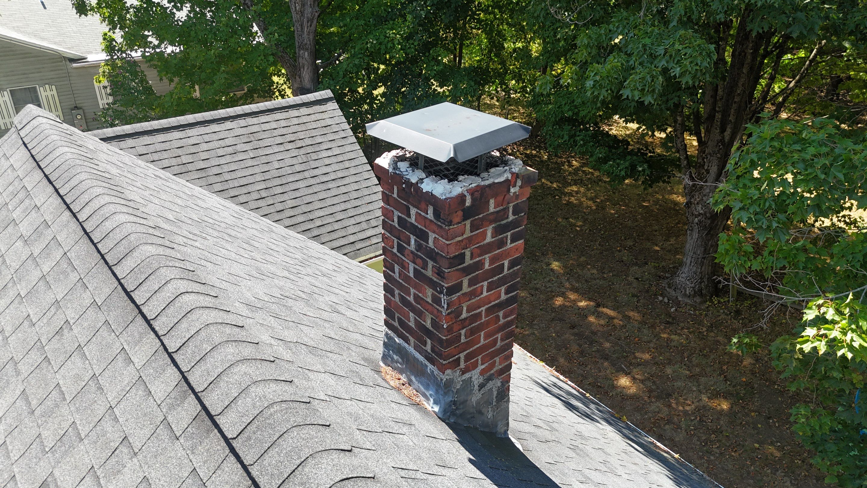 Roof Soft Wash & Gutter Cleaning – Maynard, MA by Mighty Dog Roofing of Greater Middlesex County