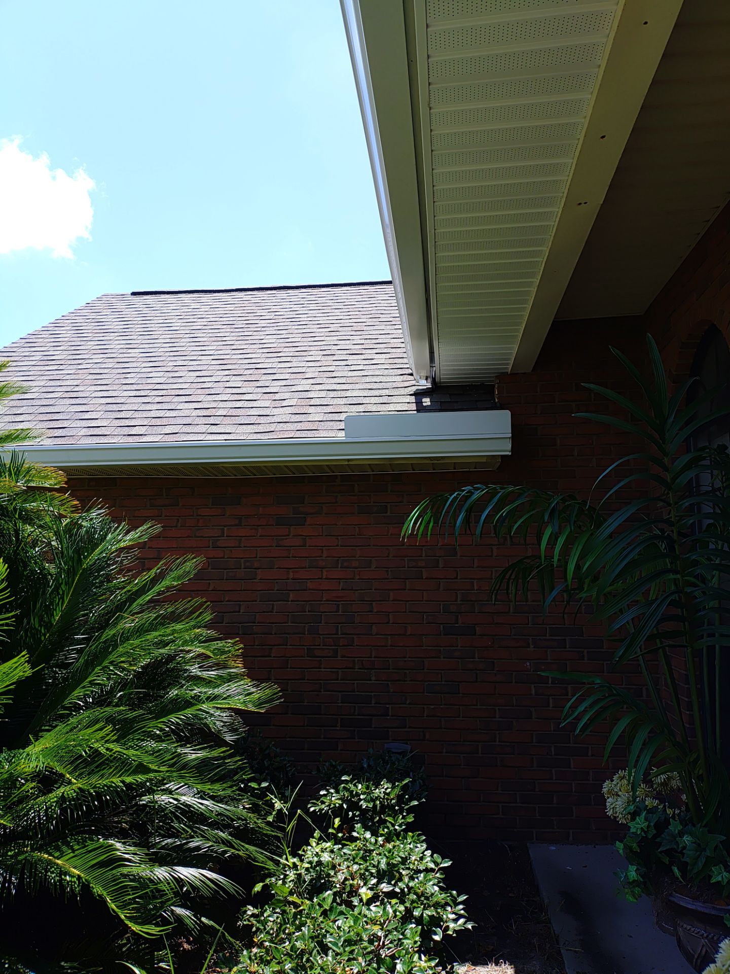 New Soffit, Fascia, and 6 -K Gutter Installation in Panama City FL by Gutter Professors