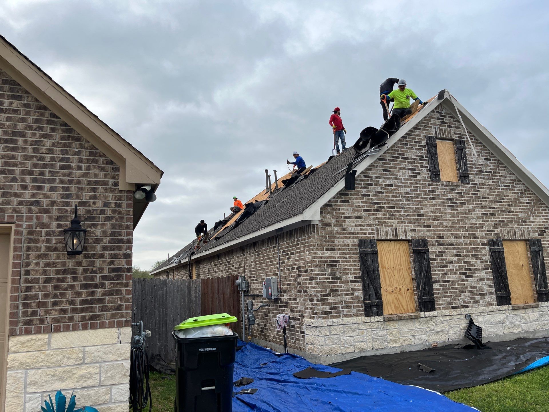 Hail Damage using Owen's Corning Duration (Lifetime) Shingles by Roof Repair Company