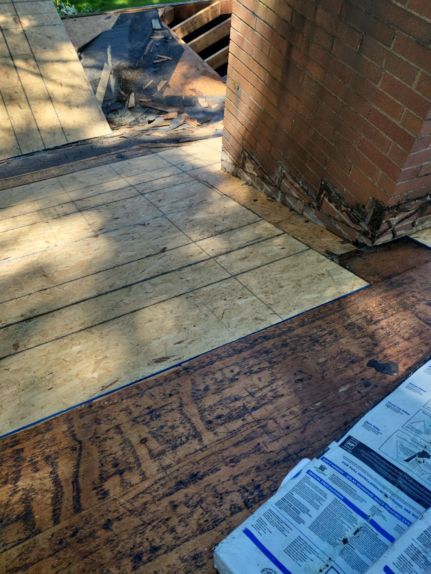 Atlas Pinnacle, Color, Burnt Hickory, Drip Edge, Color, Royal Brown by Eagle Eye Roofing
