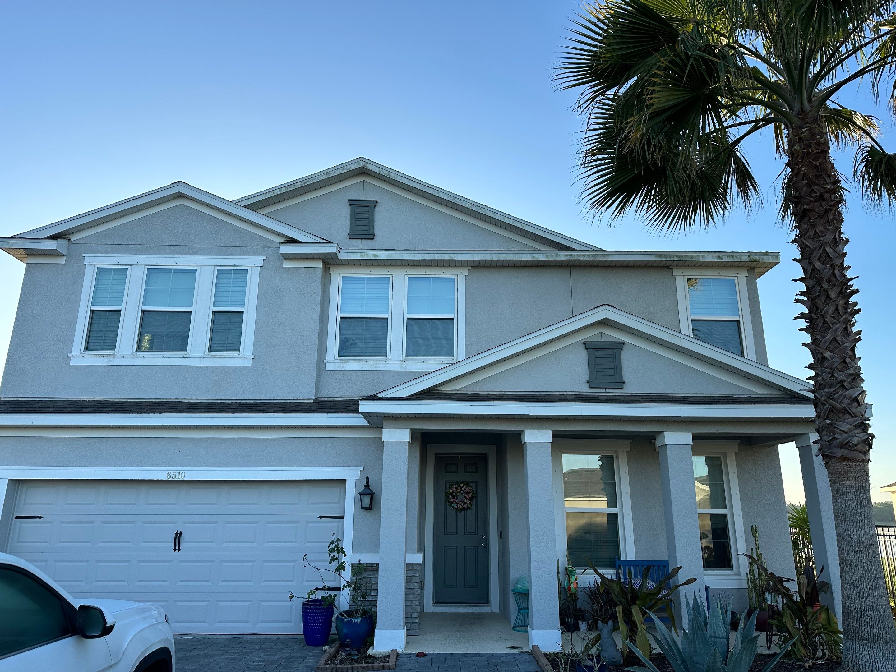2-Story House Wash & Paver Driveway Cleaning in Trevesta Community, Palmetto, FL | Sunshine AquaWash by Sunshine AquaWash