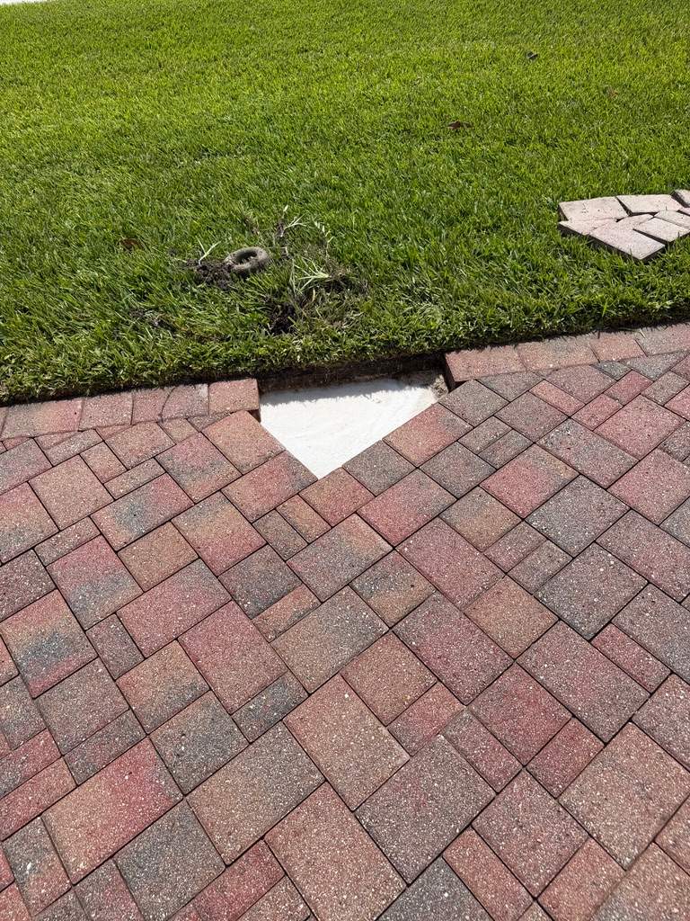 Driveway and Walkway Paver Repair and Sealing in La Paloma by Supreme Paver Experts
