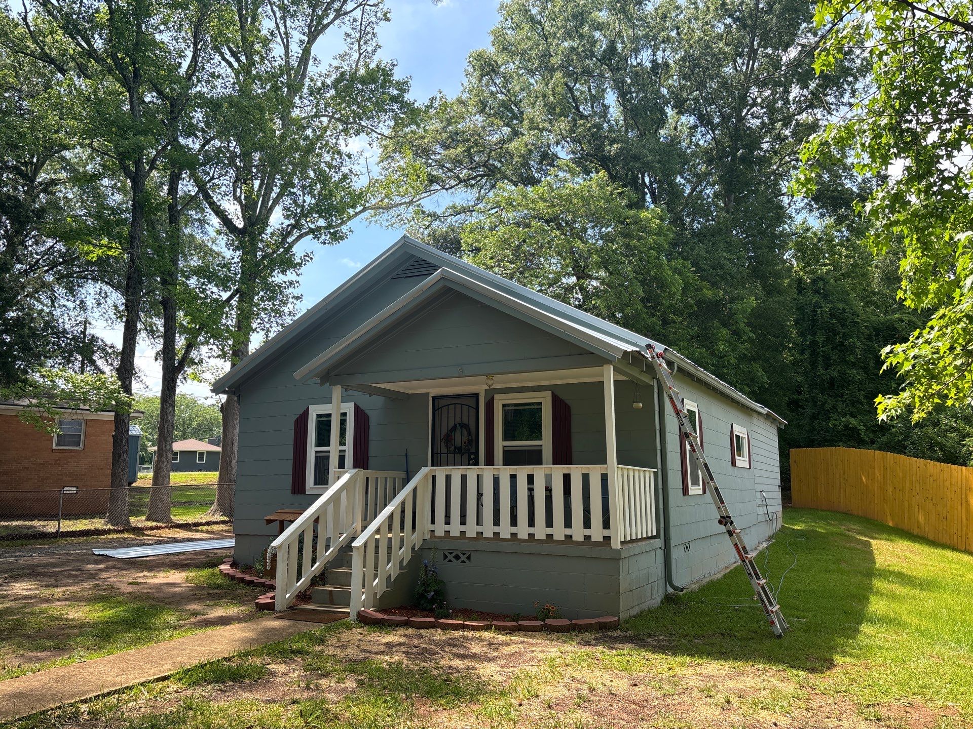 Residential Metal Roof Replacement and Installation in Anderson by Roofers LLC