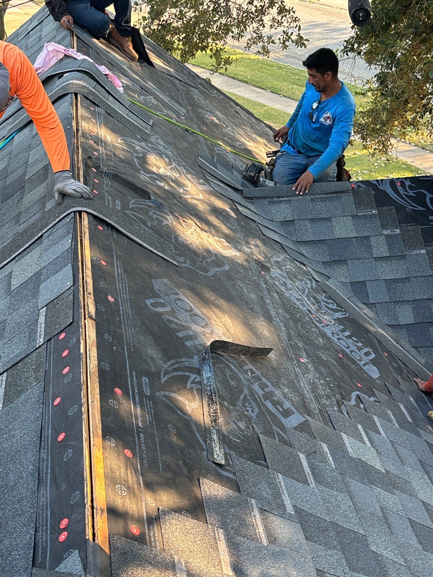 Residential Roofing Installation using Owen's Corning Duration (Lifetime) Shingles by Roof Repair Company