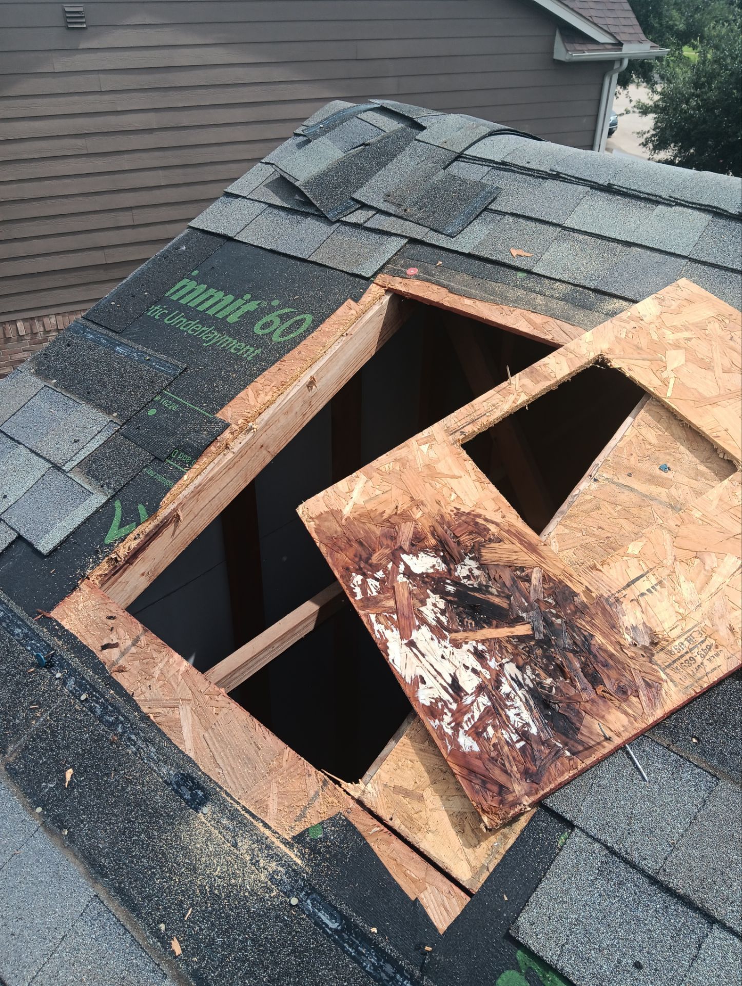 Hail Damage using Owen's Corning Duration (Lifetime) Shingles by Roof Repair Company