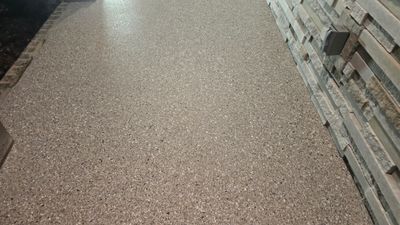 Porch Using Claystone