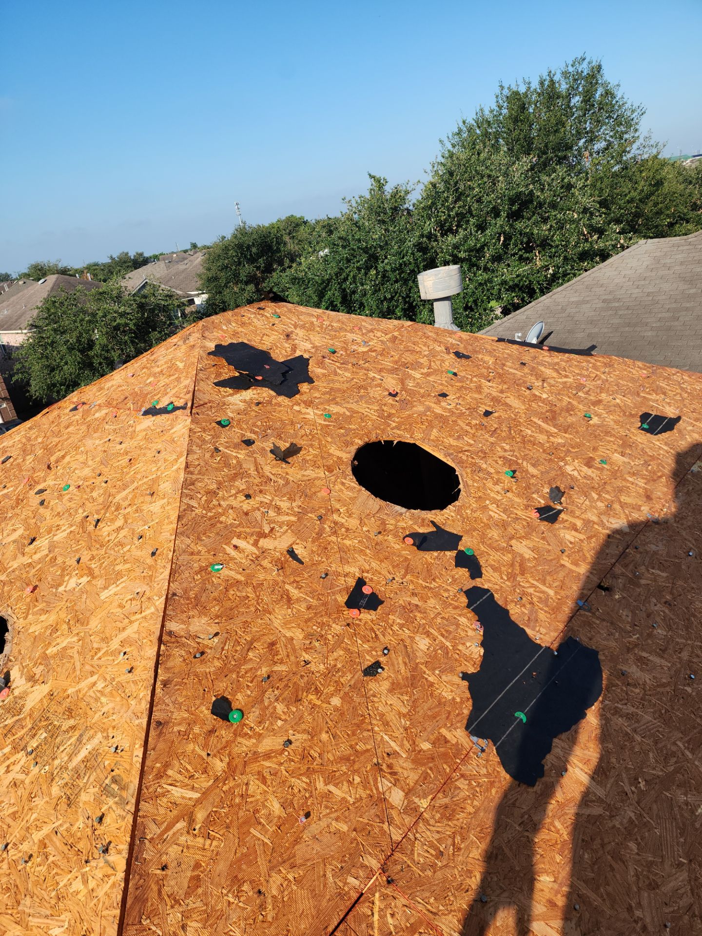 Residential Roofing Installation using Owen's Corning Duration (Lifetime) Shingles by Roof Repair Company