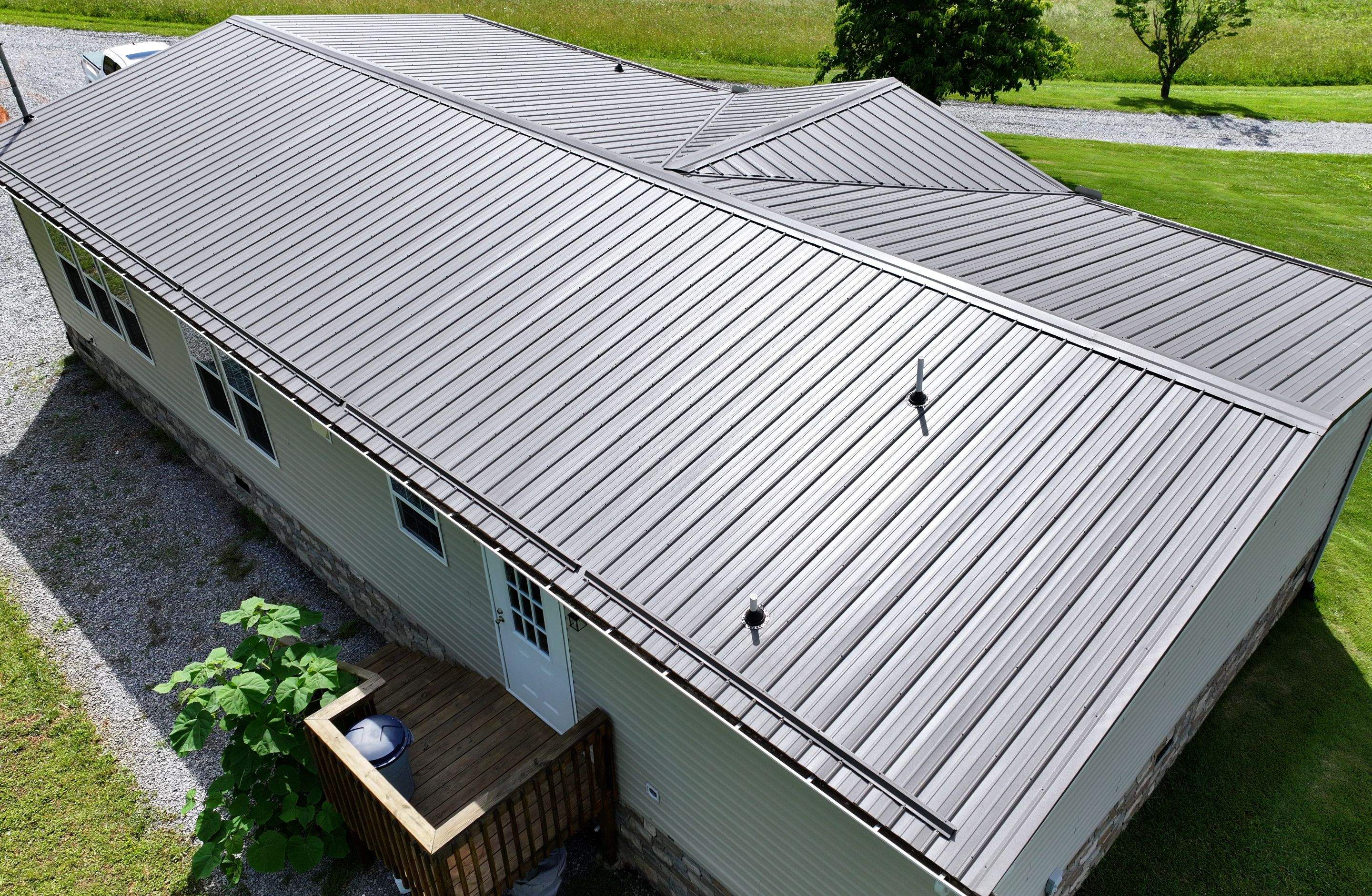 Williams Residence by Omnia Roofing