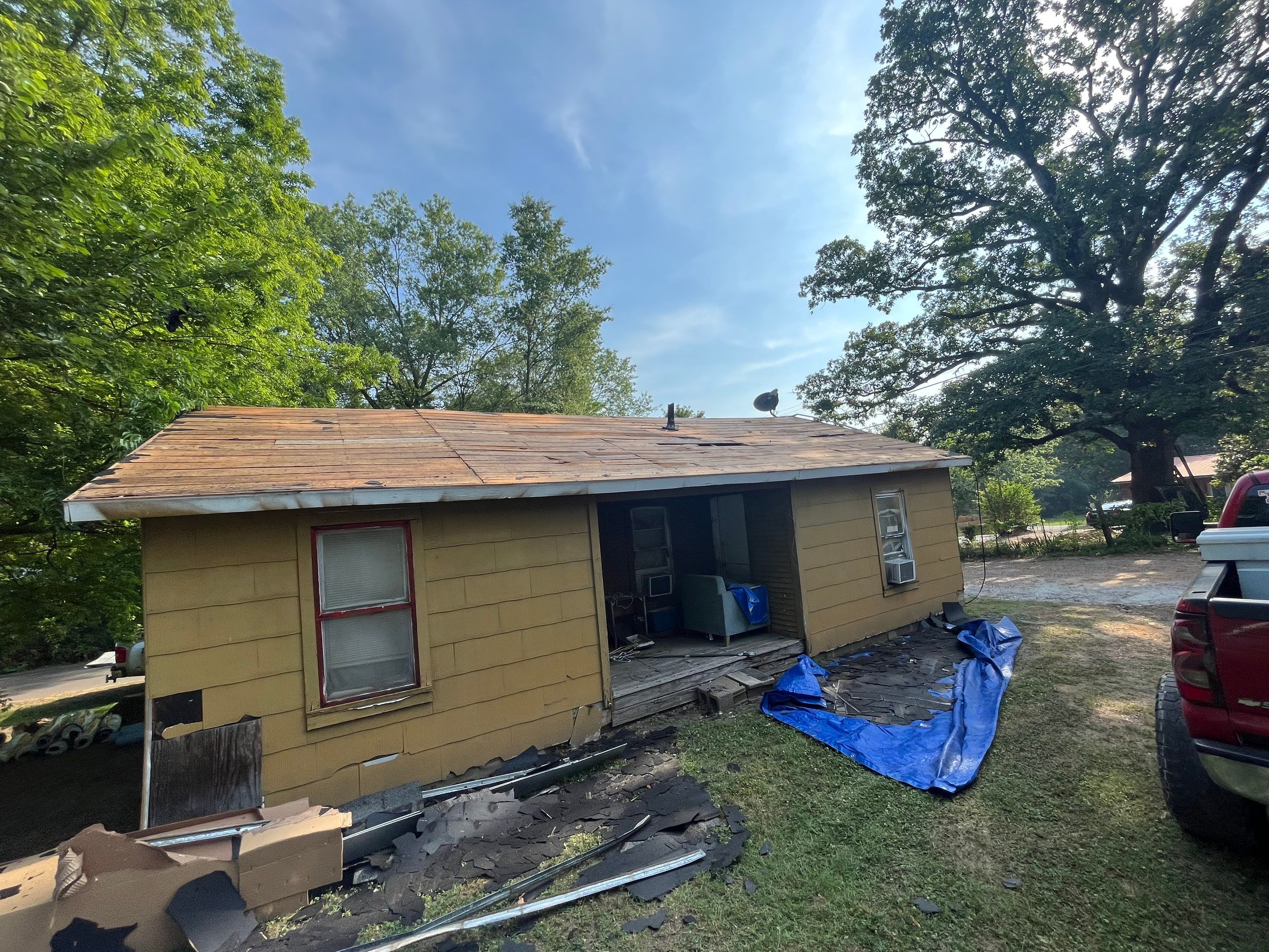 Residential Roofing Installation using 29 Gauge Galvalume Metal by Hostetler Roofing