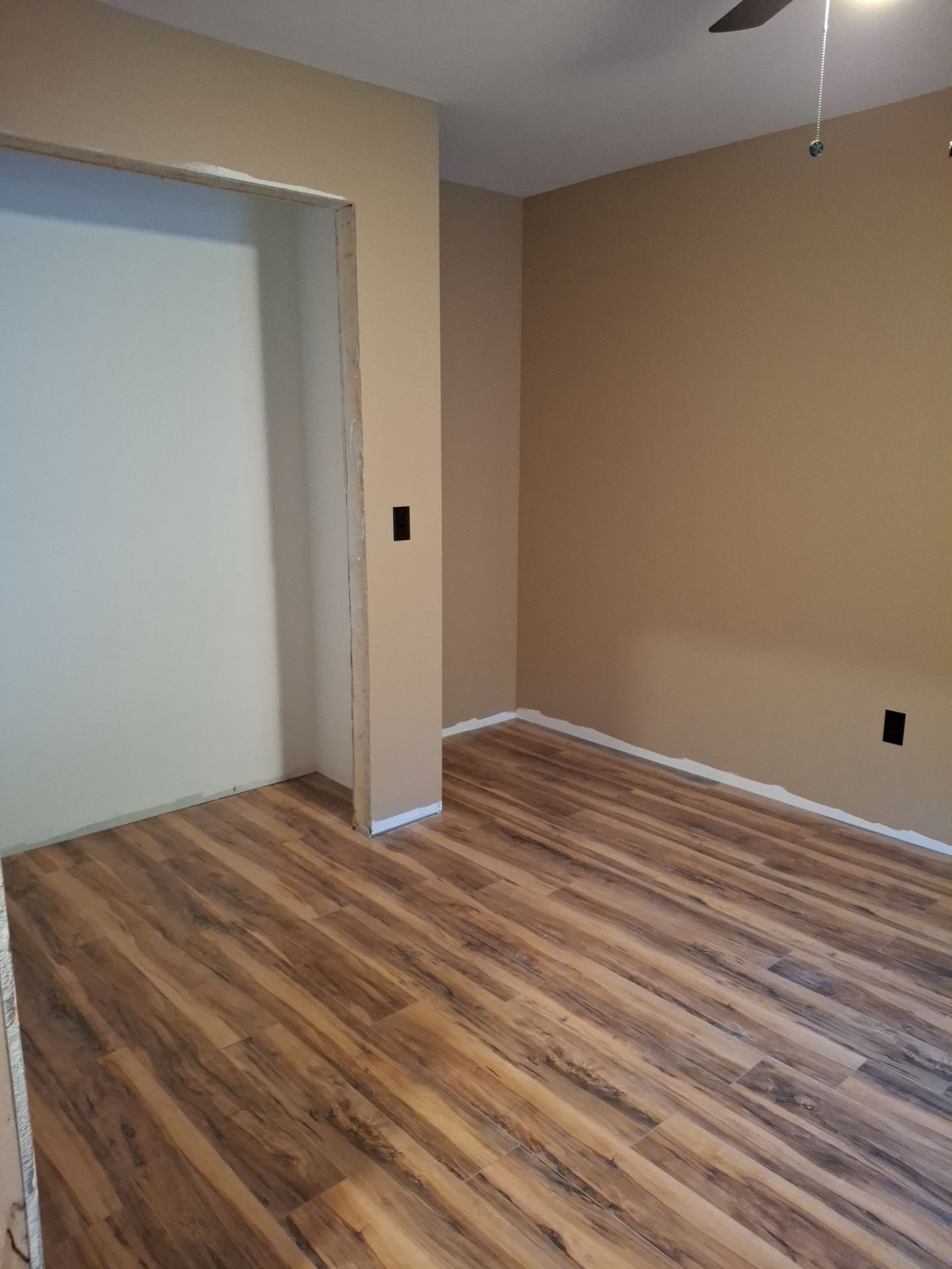 New construction Drywall  by Big Pine Panting Inc
