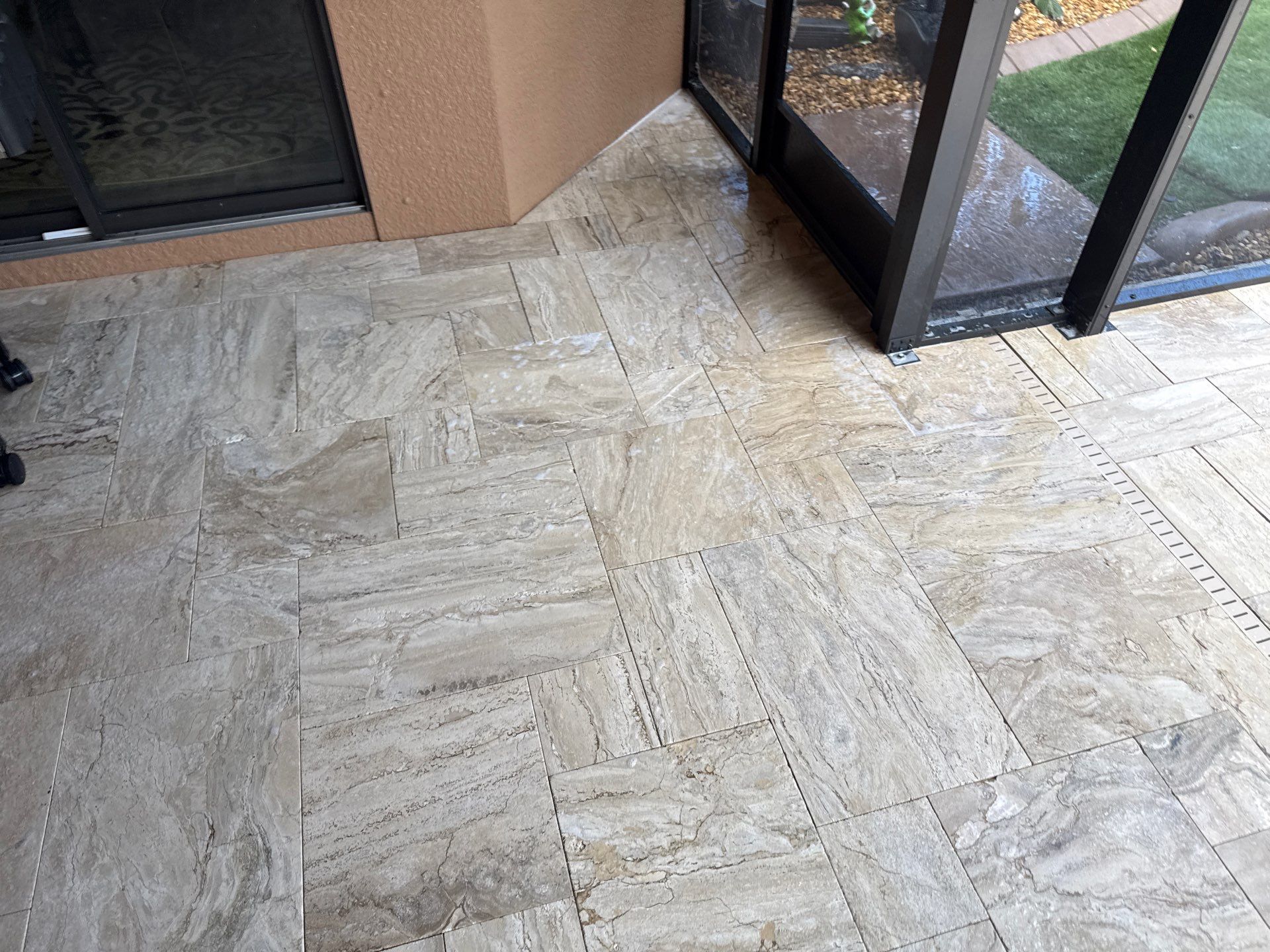 Tile Roof & Pool Deck Cleaning in Artisan Lakes Esplanade, Palmetto, FL – Sunshine AquaWash by Sunshine AquaWash