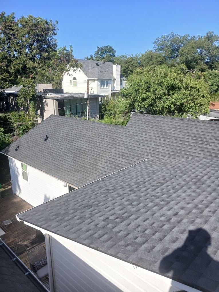 Charcoal - GAF Timberline HDZ by RoofsOnly.com
