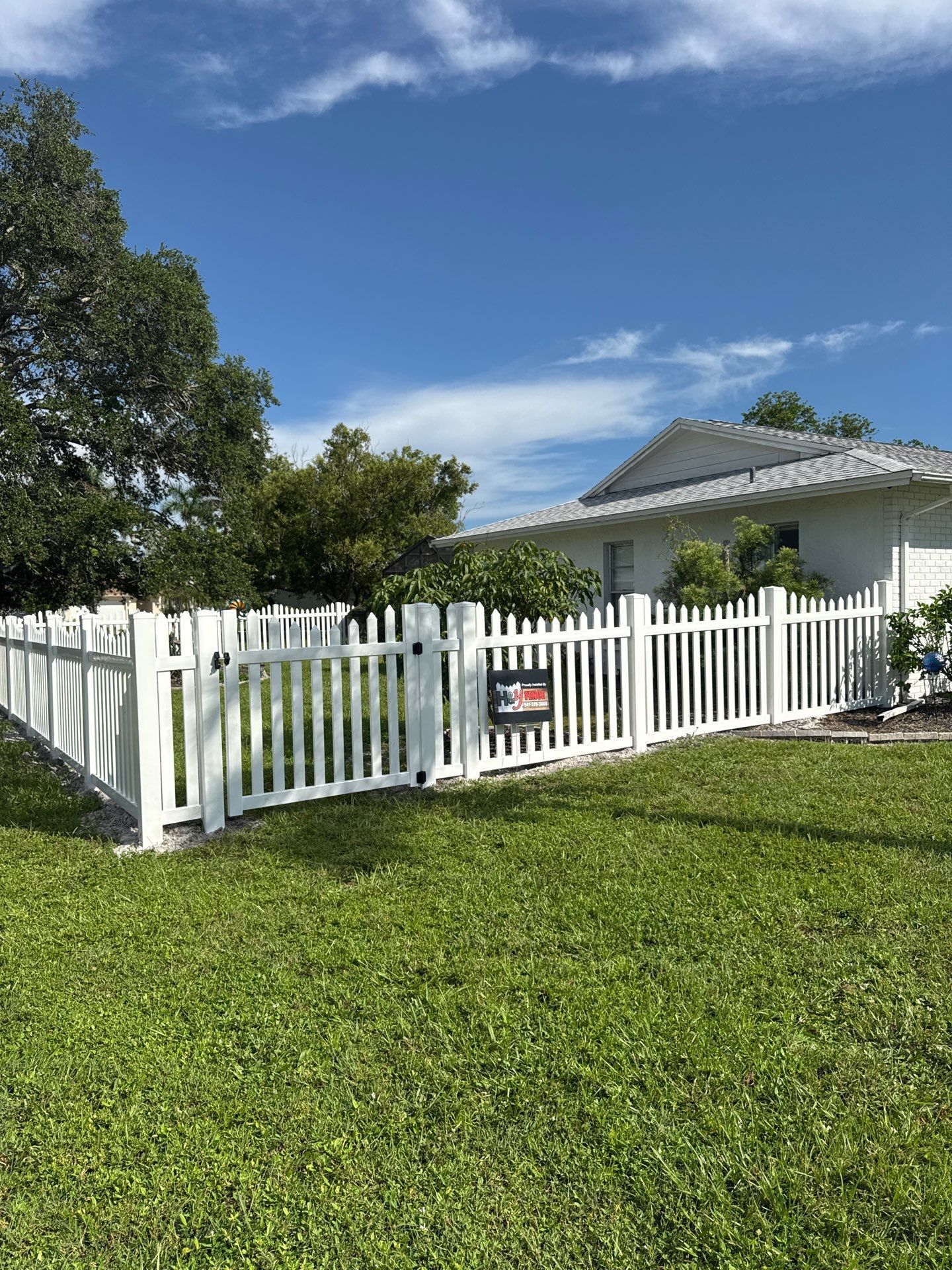 1371 Palmwood Dr  by H&Y Fence