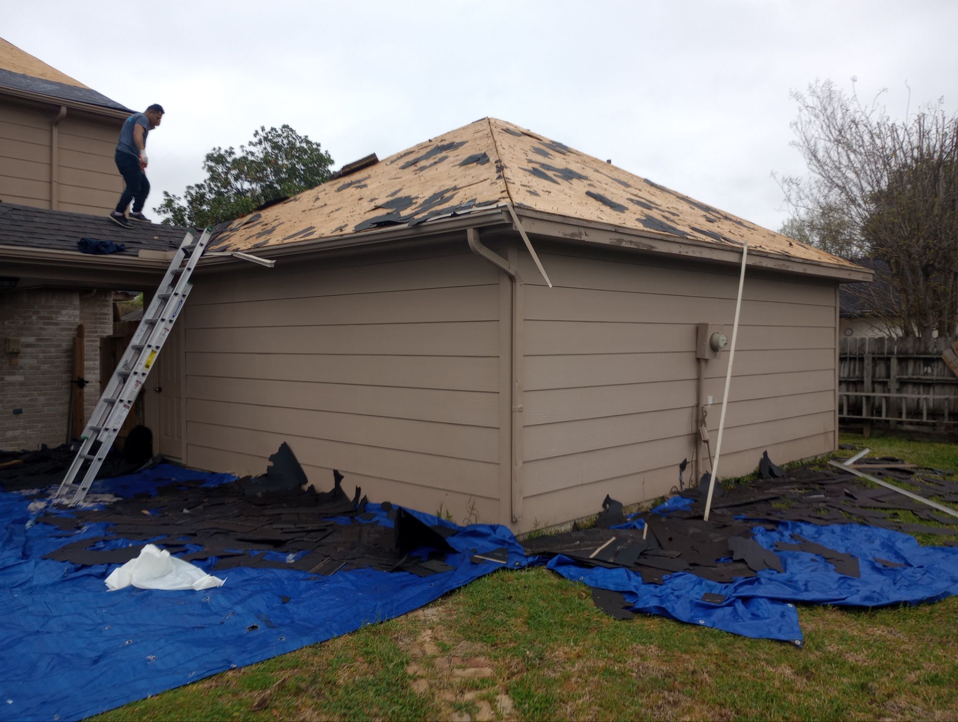 Residential Roofing Repair using Owen's Corning Duration (Lifetime) Shingles by Roof Repair Company