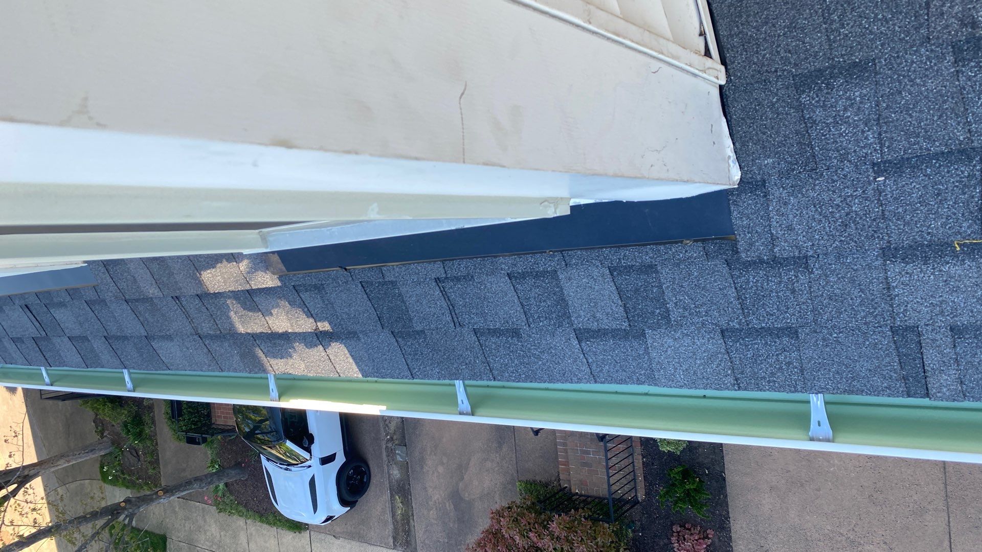 Alexandria: Residential Roof Replacement with CertainTeed Landmark Pro in Max Def Pewterwood by RM Banning, Inc.