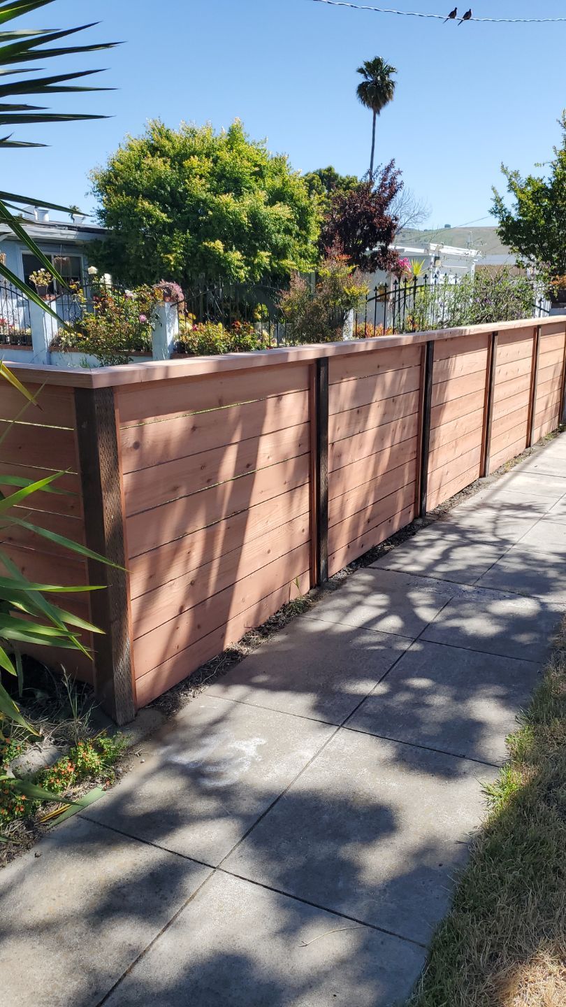 Good Neighbor Horizontal 1/4" Gaps - 4' High by Fremont Fence Inc