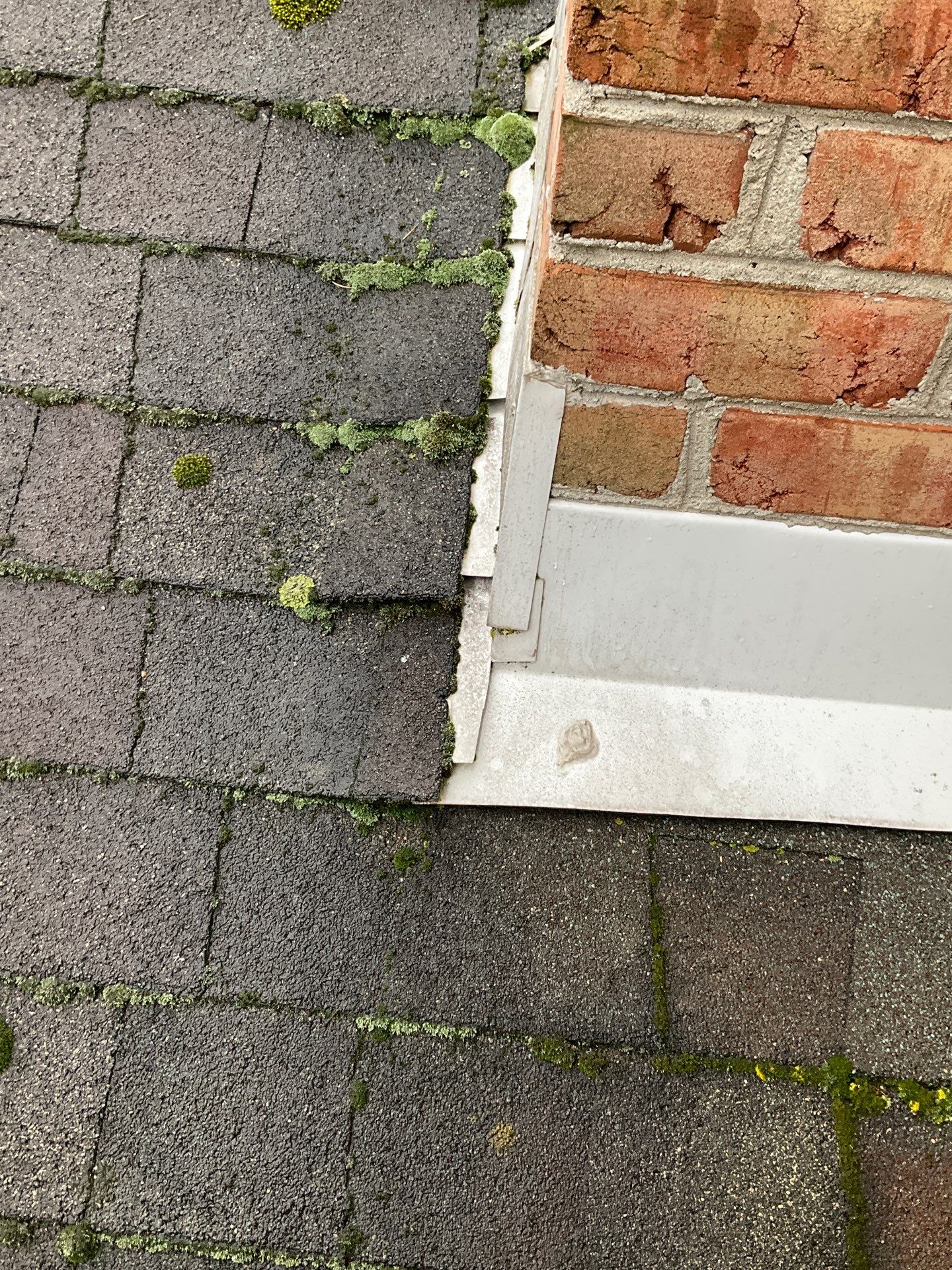 GAF Timberline Ultra HDZ Roof Replacement with Seamless Gutters by Esh Builders