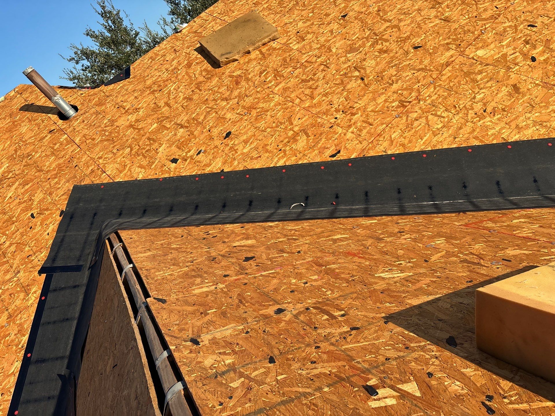 Residential Roofing Installation using Owen's Corning Duration (Lifetime) Shingles by Roof Repair Company