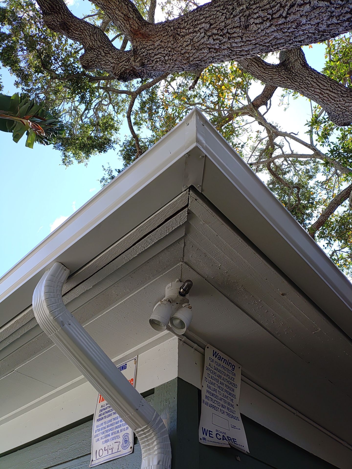 7-Inch Seamless Gutters Installed in Sarasota FL by Gutter Professor by Gutter Professors
