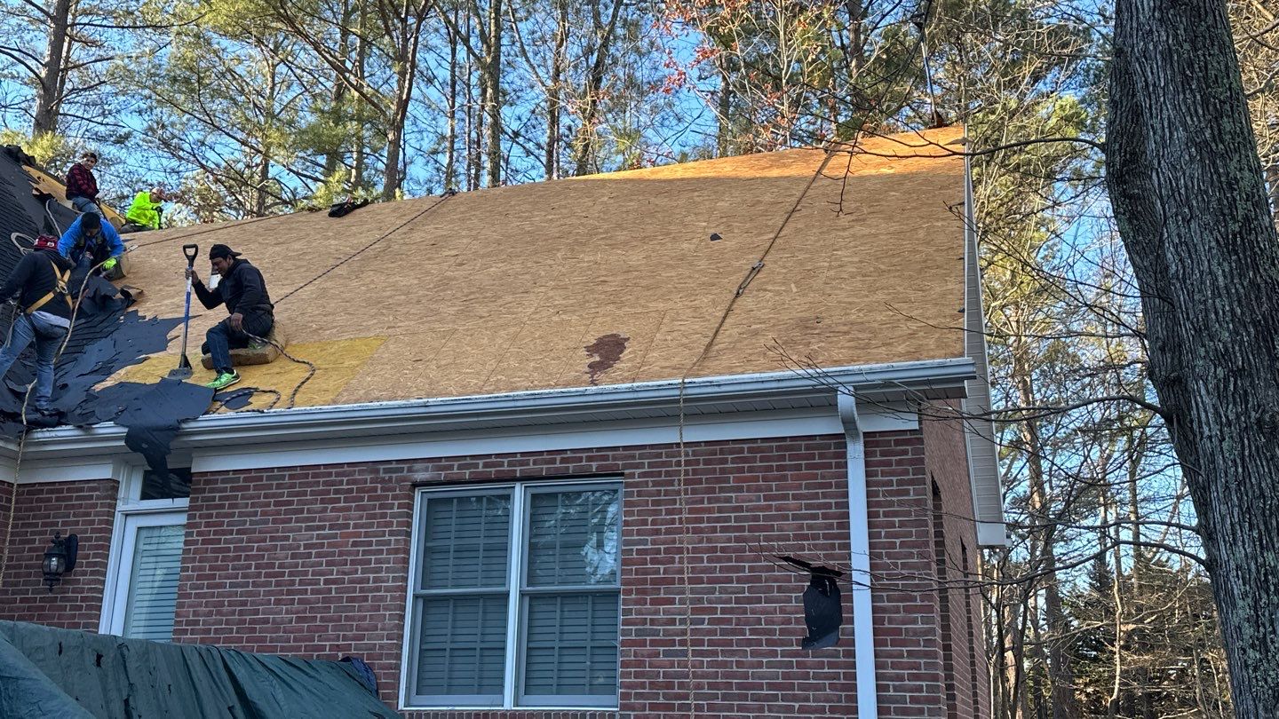 Rock Hill - Duration Williamsburg Gray by Merritt Roofing LLC