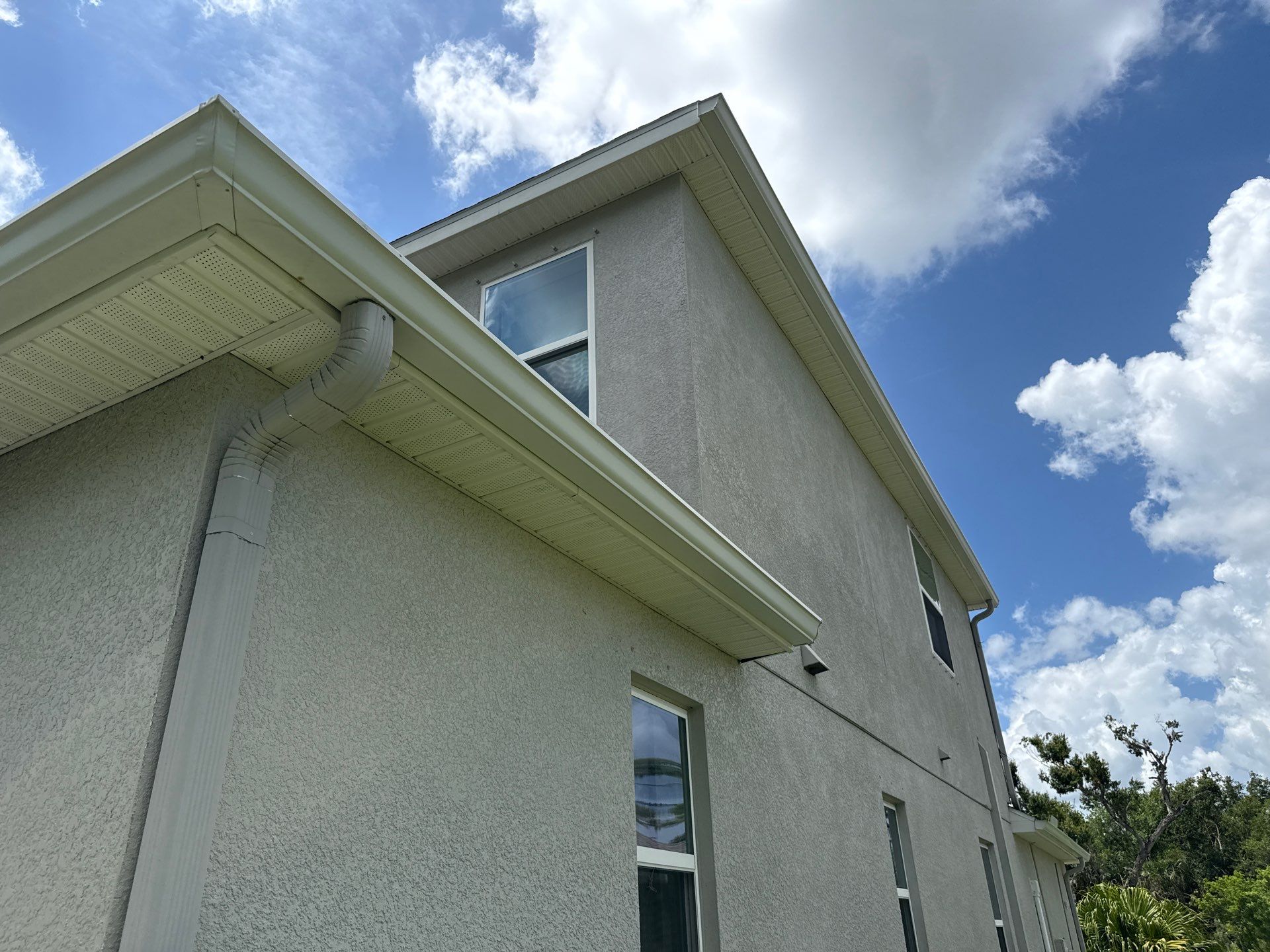 HOA-Required House Wash & Concrete Cleaning – Old Mill Preserve, Palmetto, FL by Sunshine AquaWash
