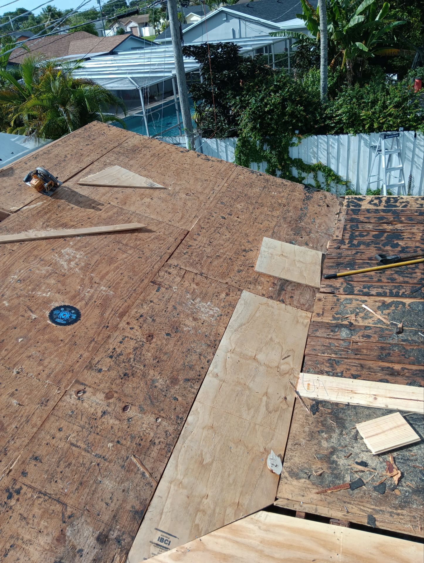 Shingles Roof in Boca Raton by Roofing Recovery