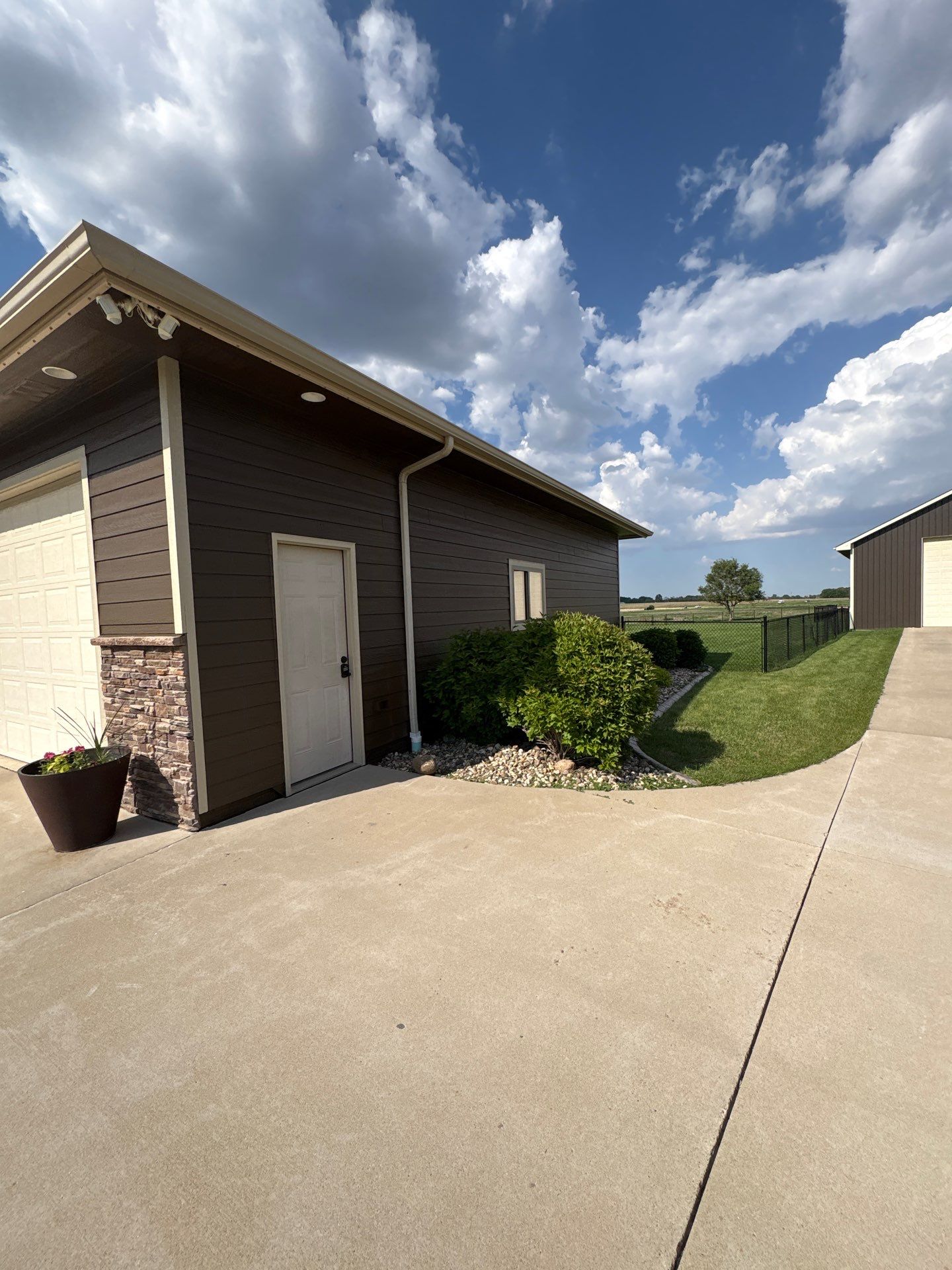 Residential Exterior Siding and Fascia Painting in Harrisburg by Select Painting, Coatings & Garage Cabinets